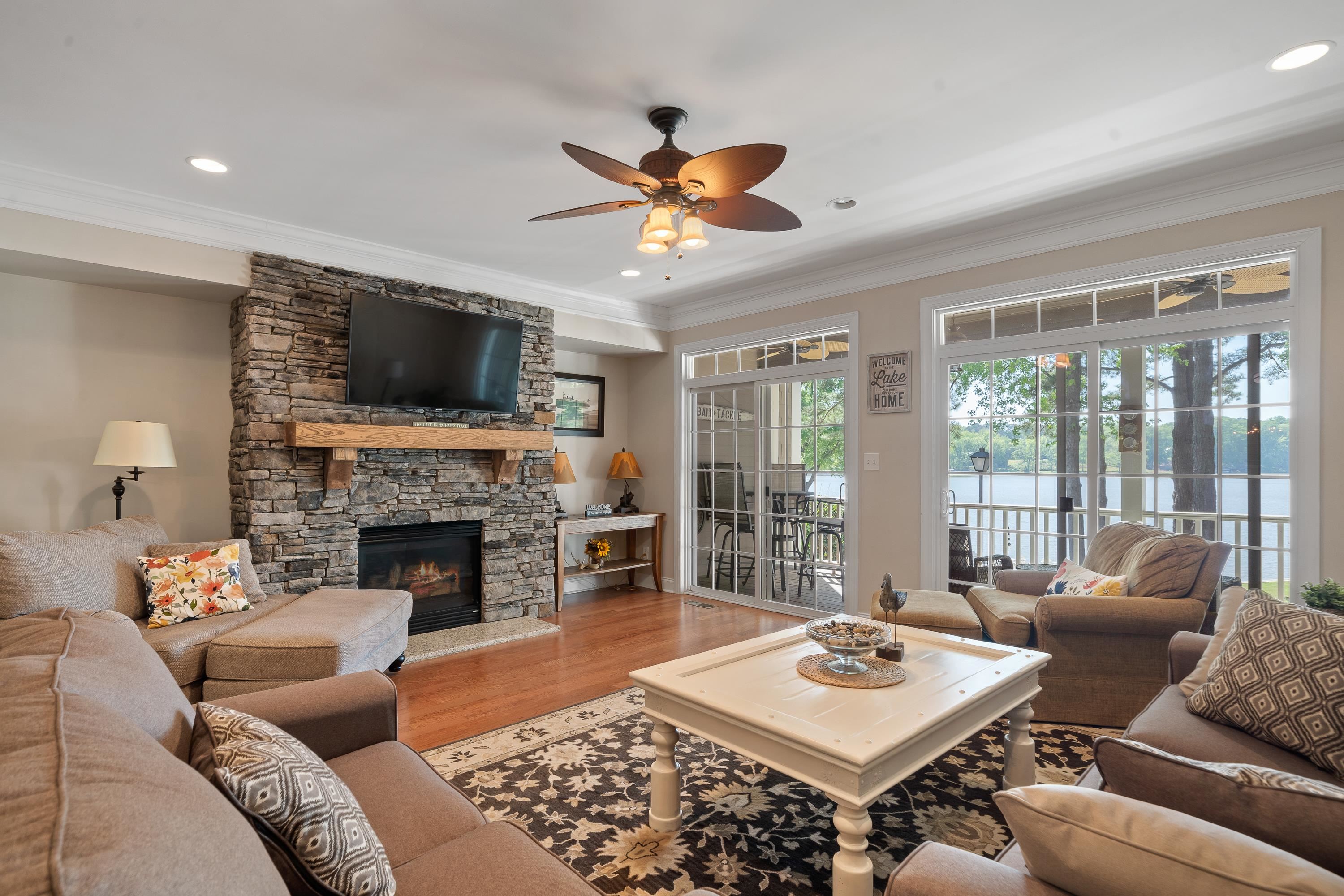 905 (Unit 208) GREENSBORO ROAD