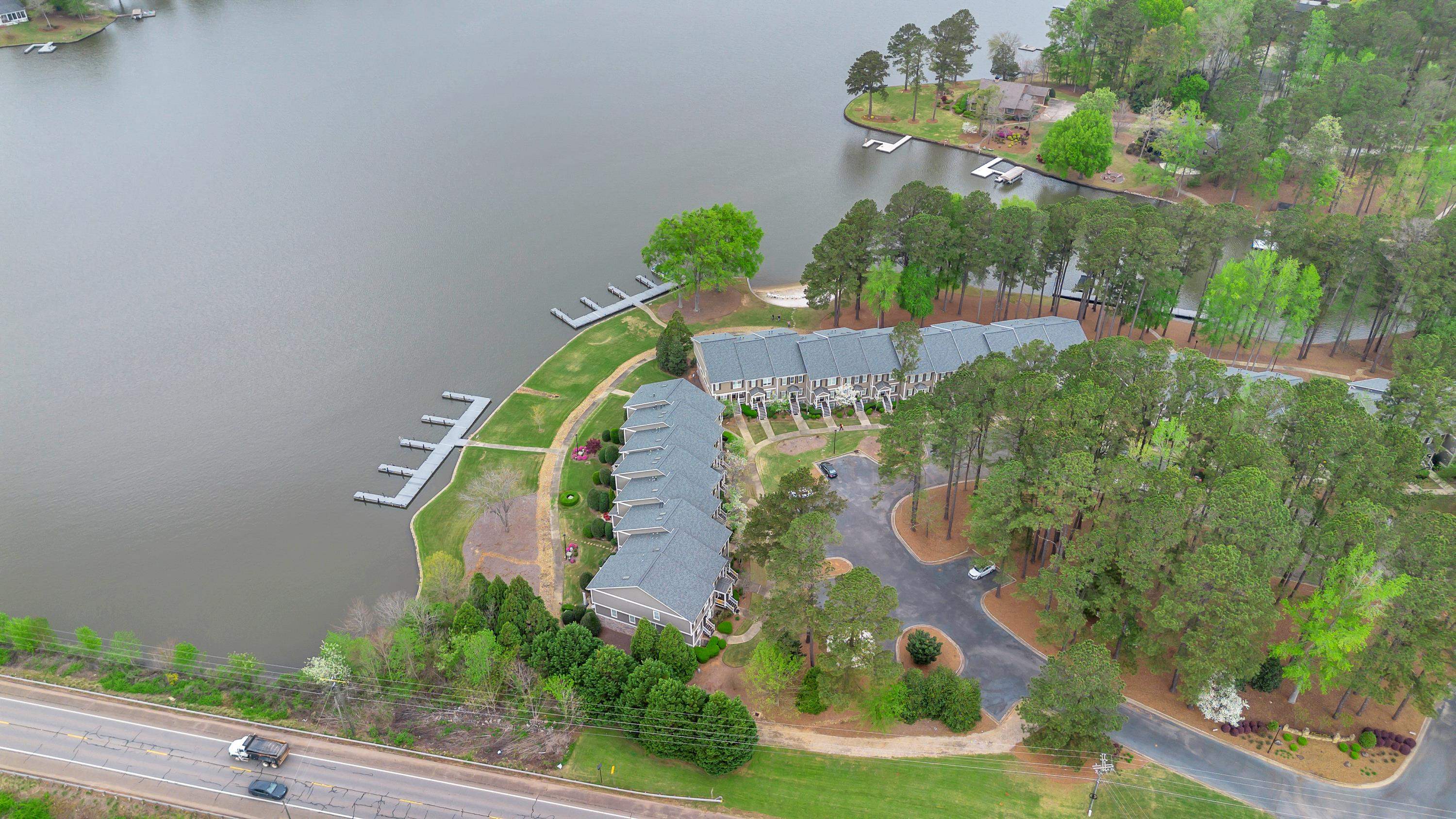 905 (Unit 208) GREENSBORO ROAD