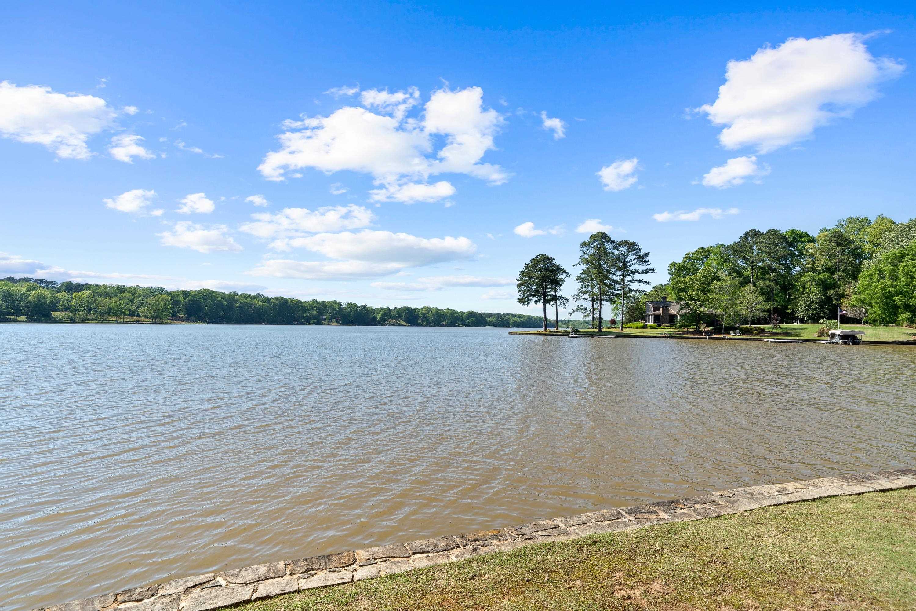 905 (Unit 208) GREENSBORO ROAD