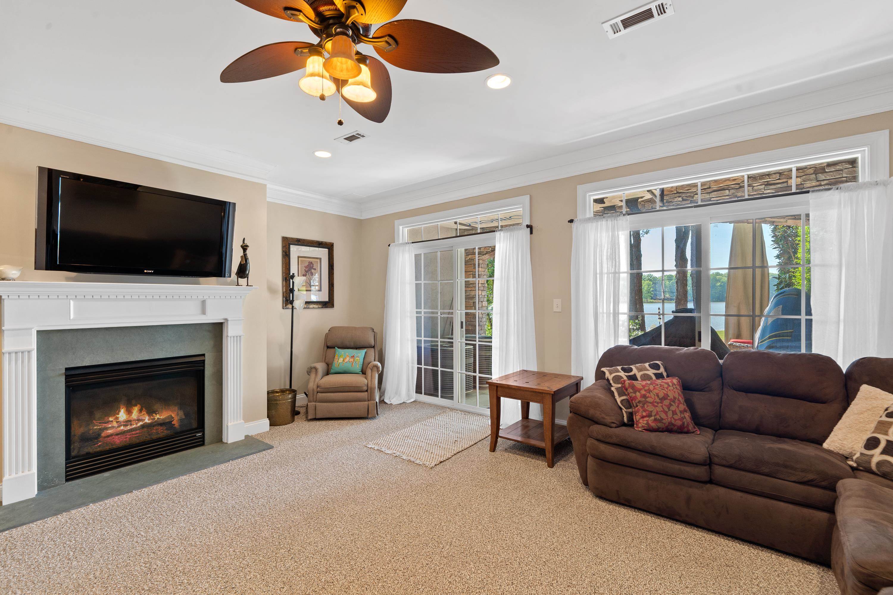 905 (Unit 208) GREENSBORO ROAD