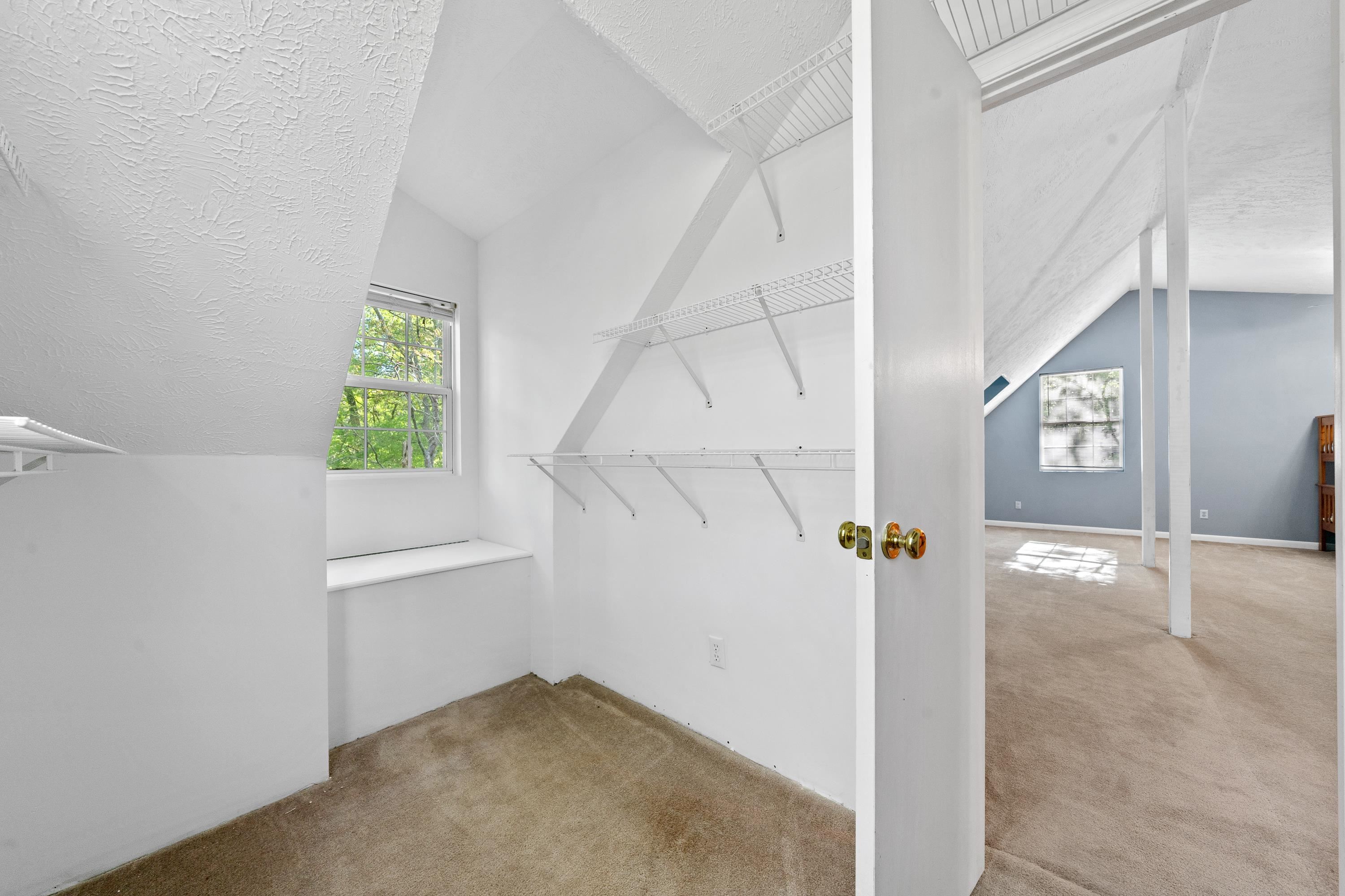 558 ROCKVILLE SPRINGS DRIVE