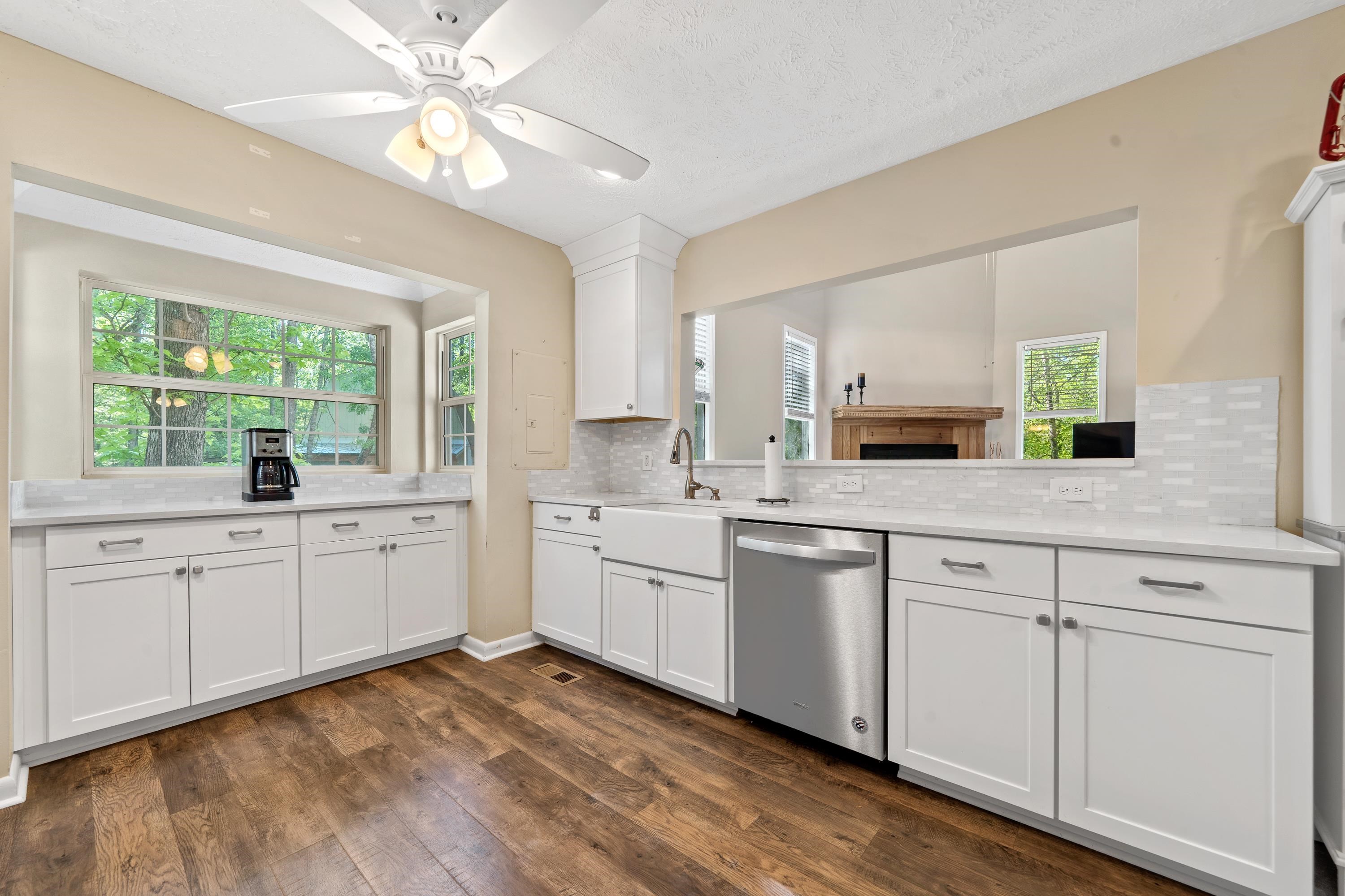 558 ROCKVILLE SPRINGS DRIVE