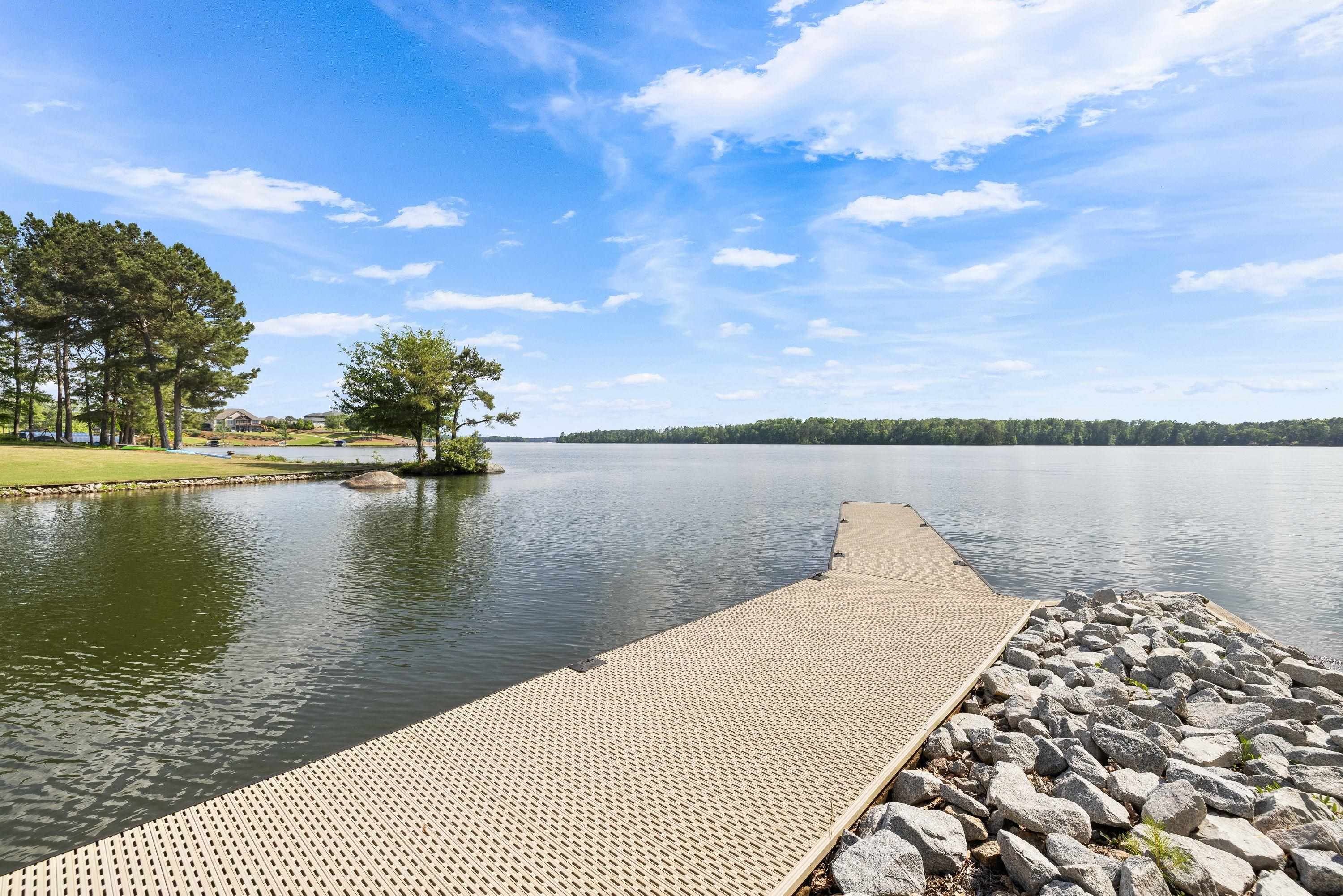 1221 EMERALD SHORES DRIVE
