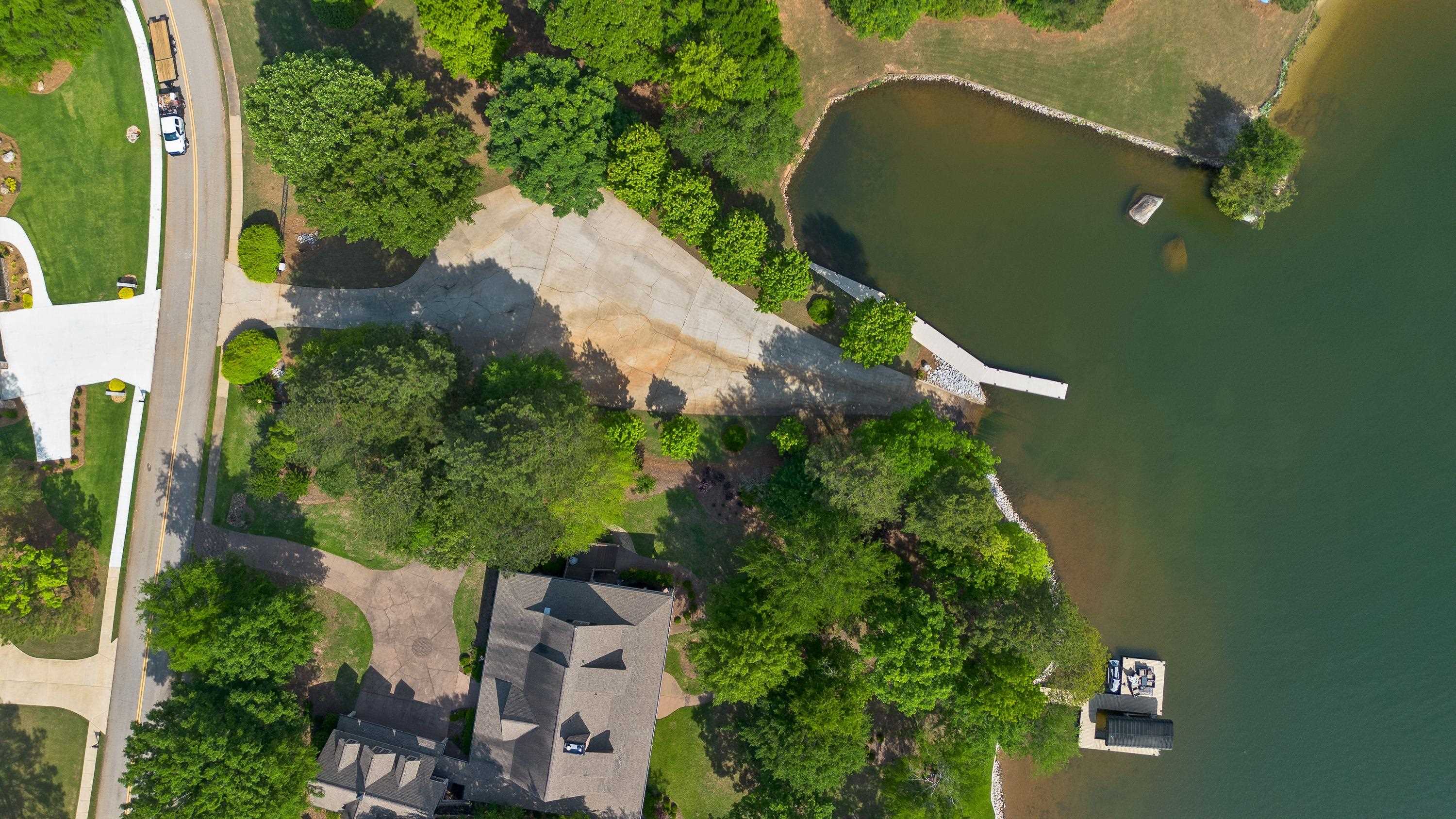 1221 EMERALD SHORES DRIVE