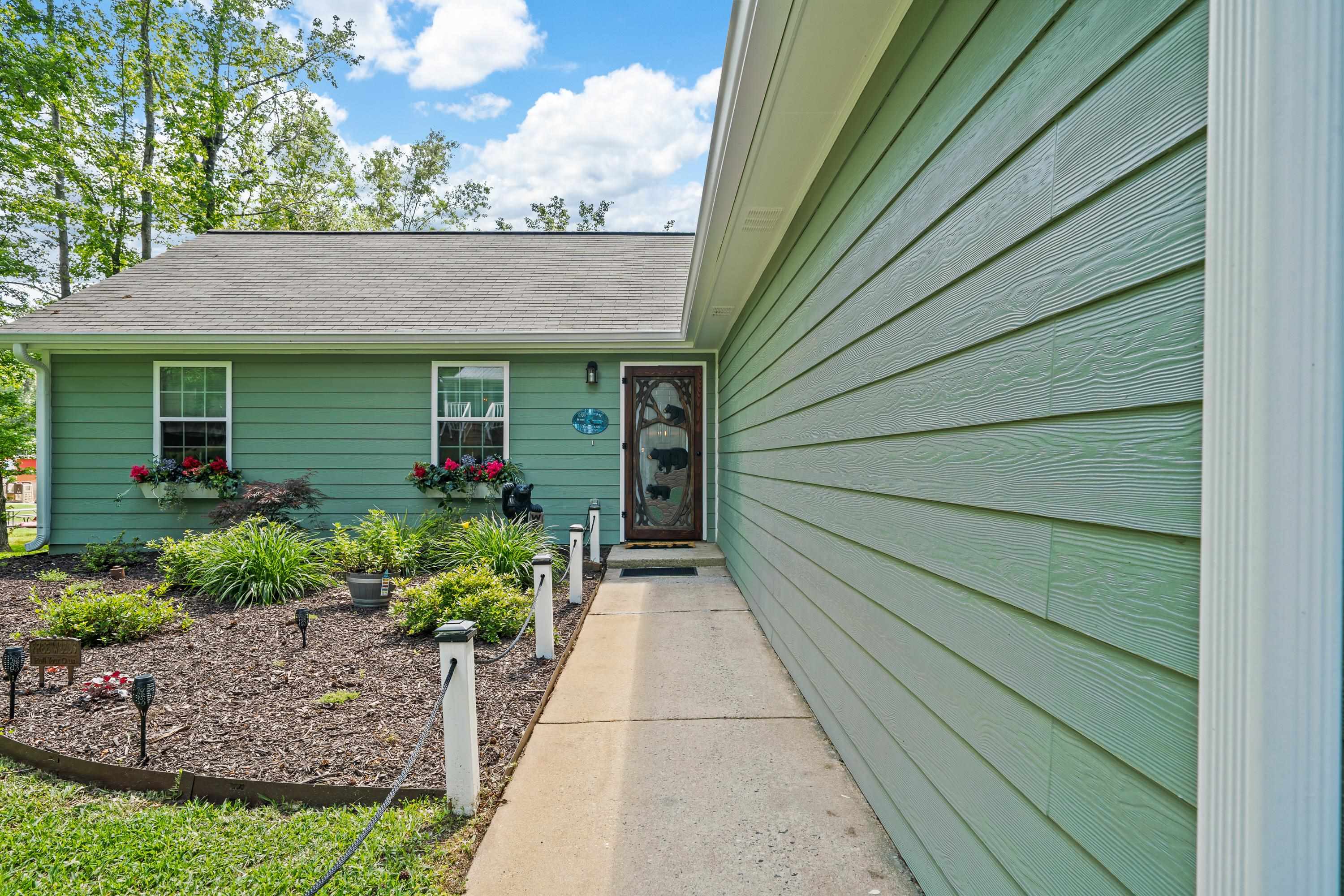 78 WOODHAVEN DRIVE