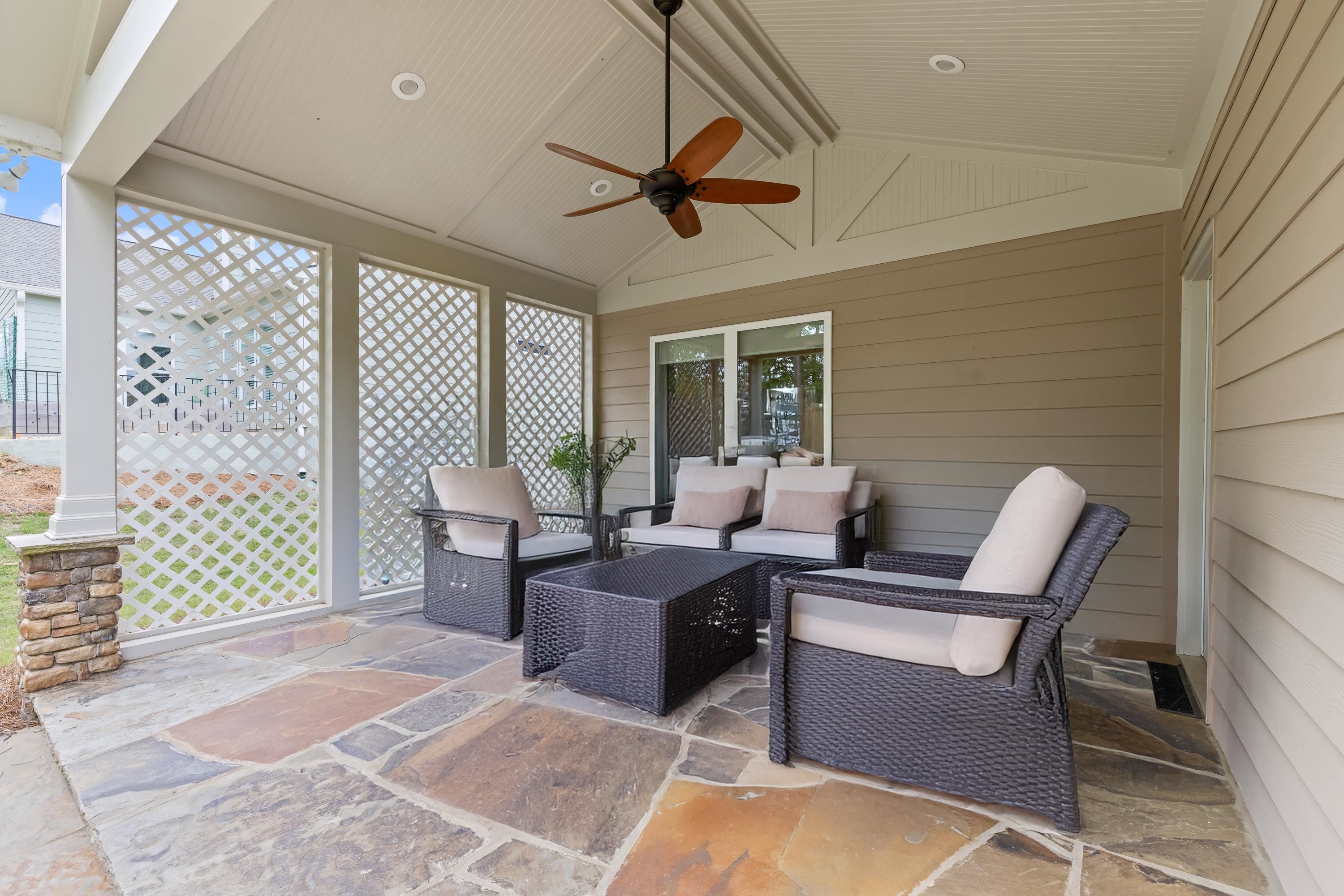 1041 ISLAND INLET COVE