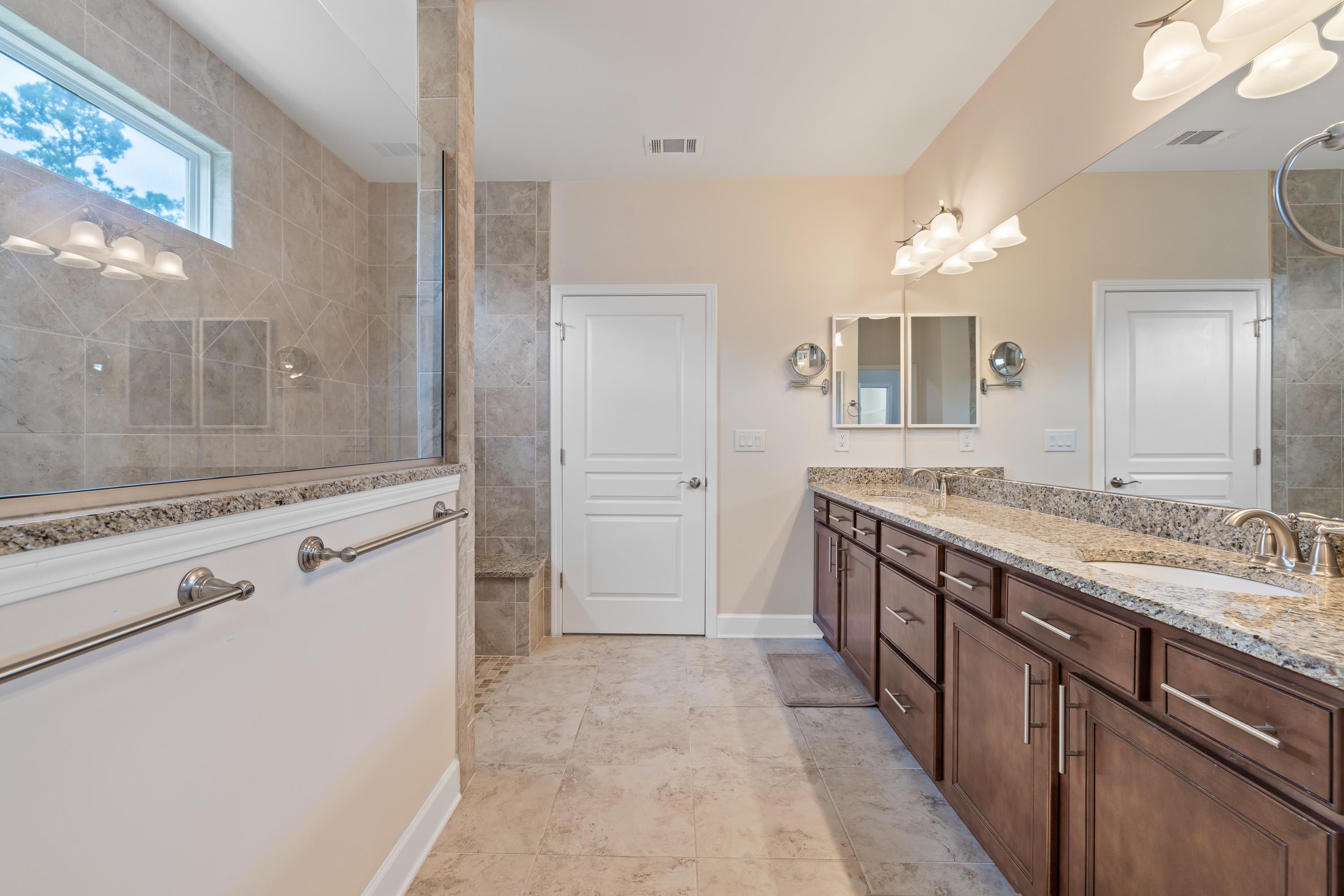1041 ISLAND INLET COVE