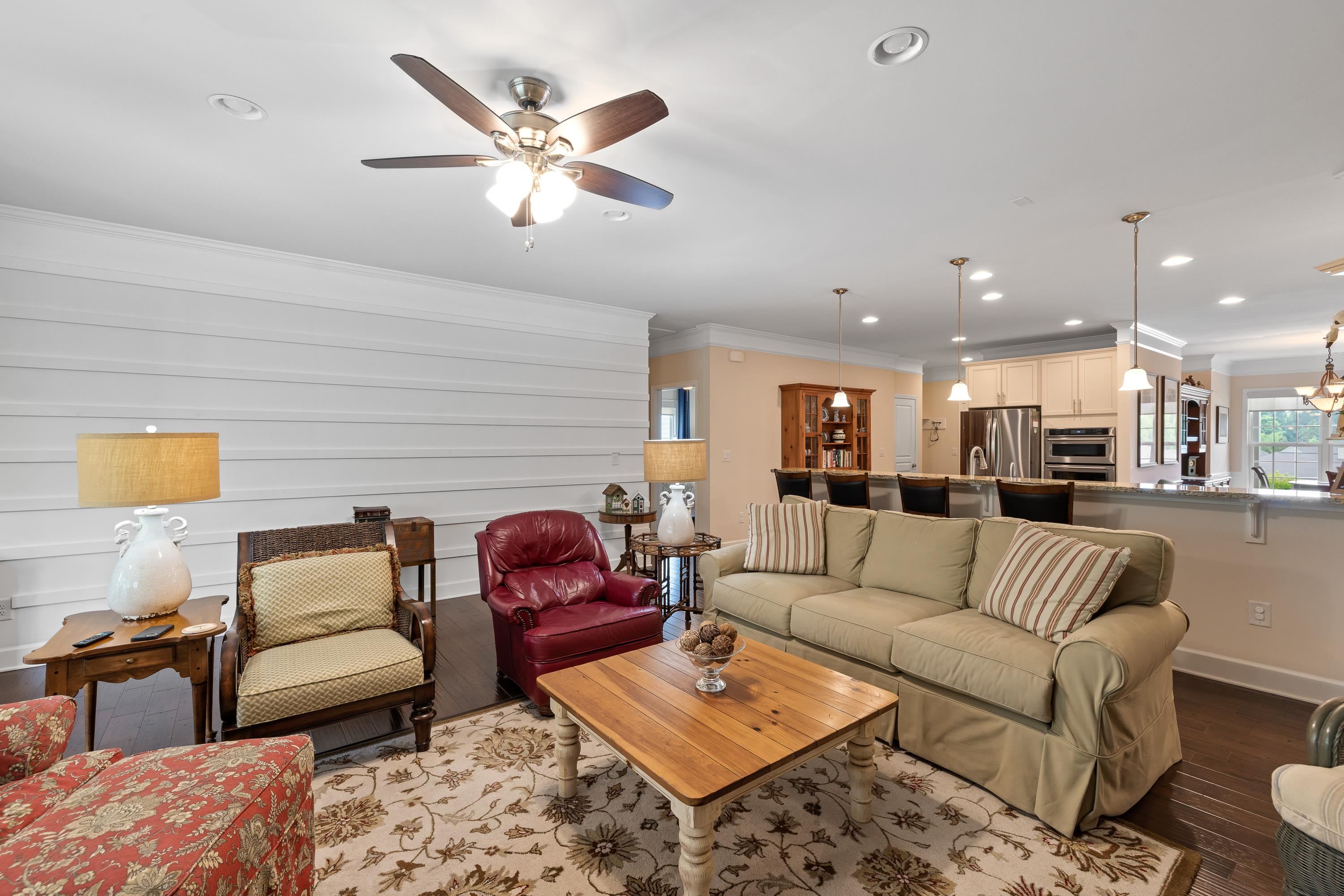 1041 ISLAND INLET COVE