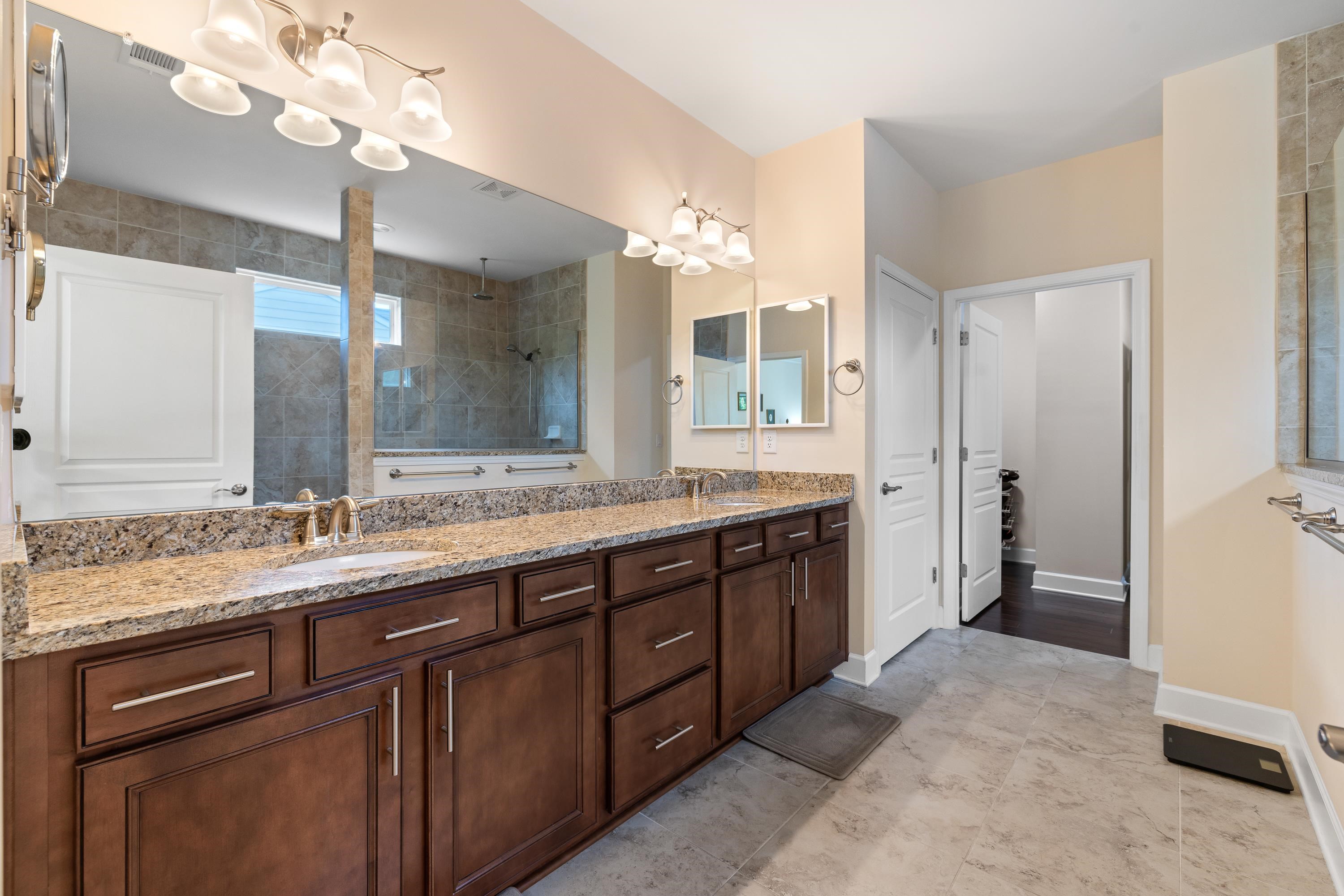 1041 ISLAND INLET COVE