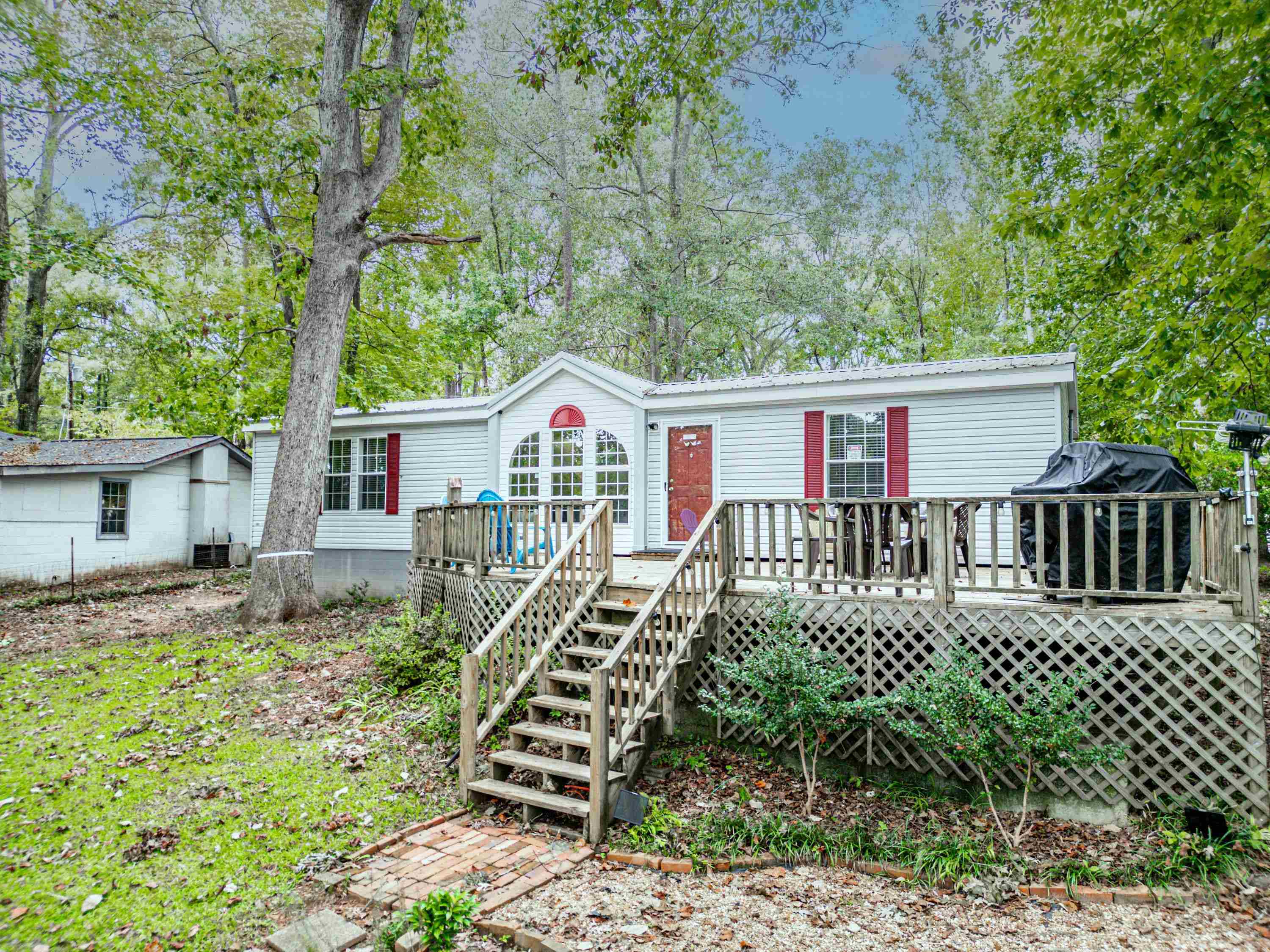 194 PHILLIPS ROAD