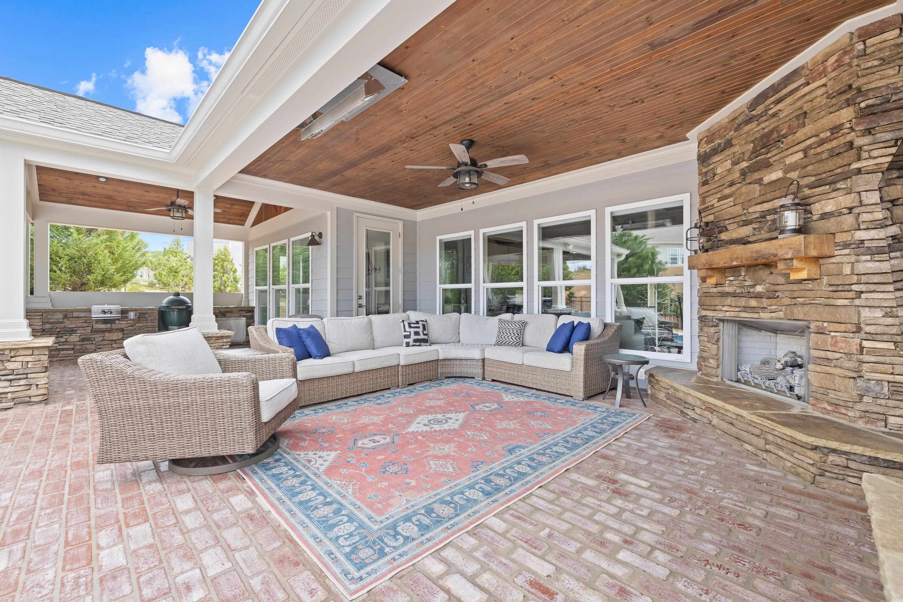 1001 ISLAND INLET COVE