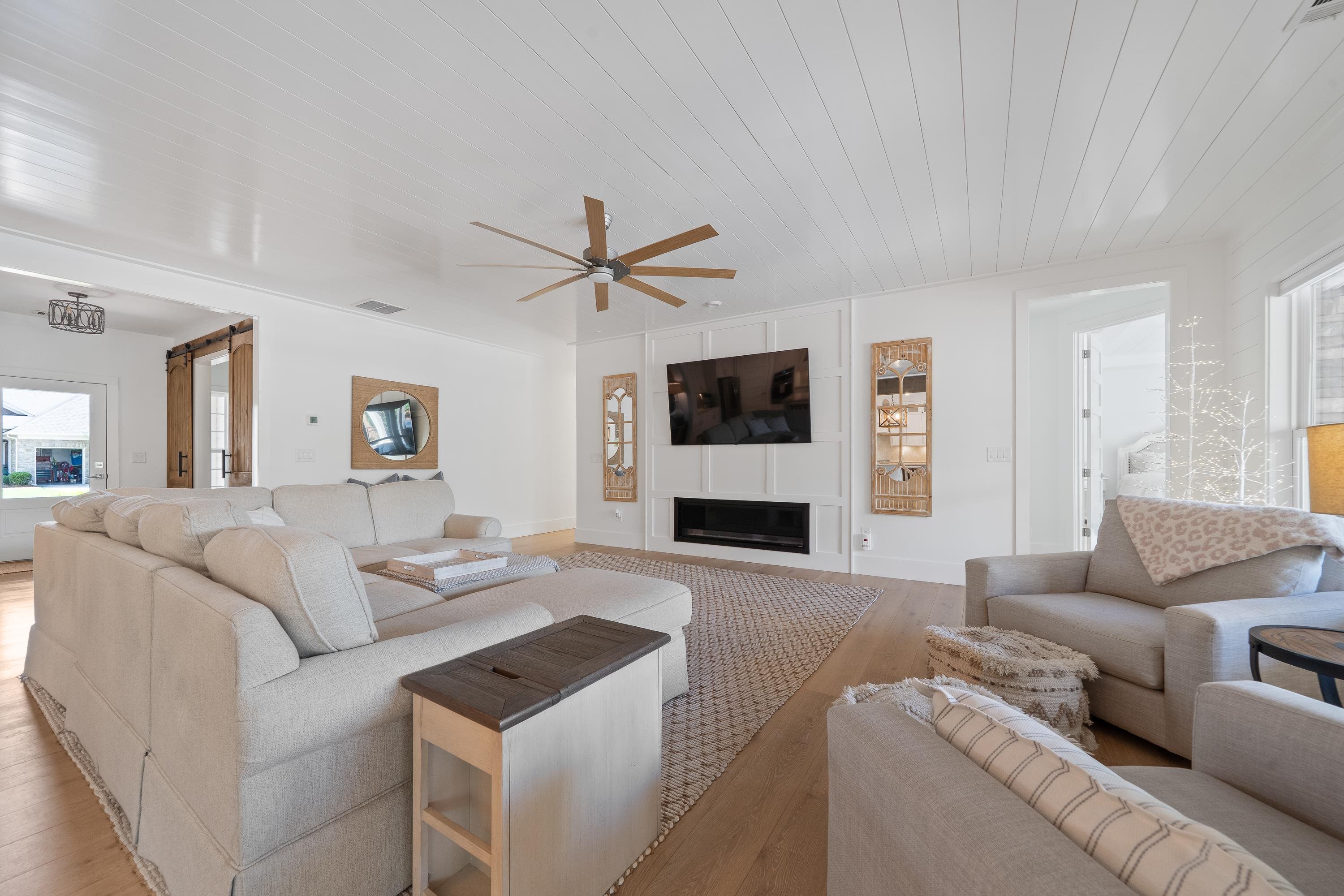 1001 ISLAND INLET COVE