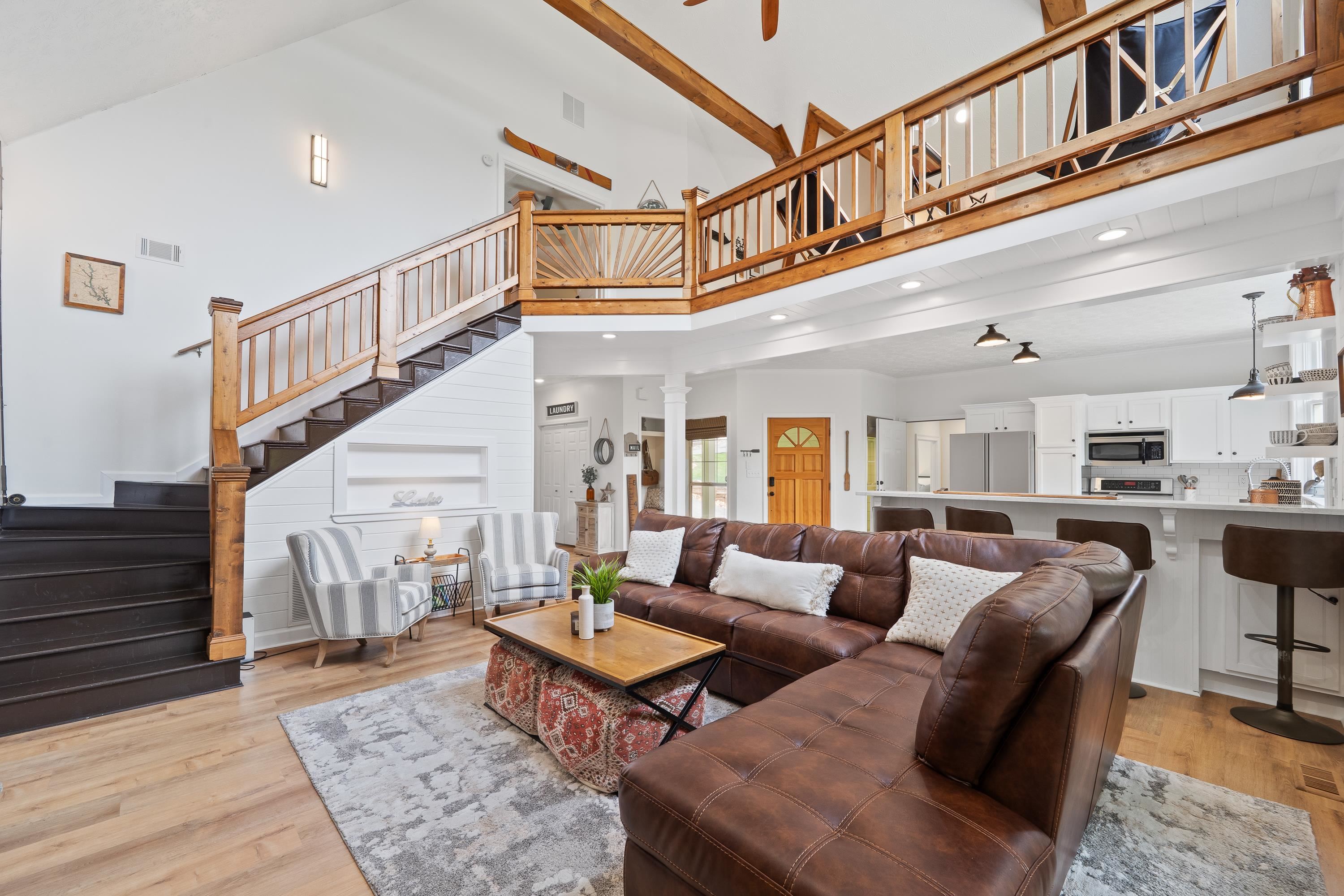 206 B HICKORY POINT DRIVE