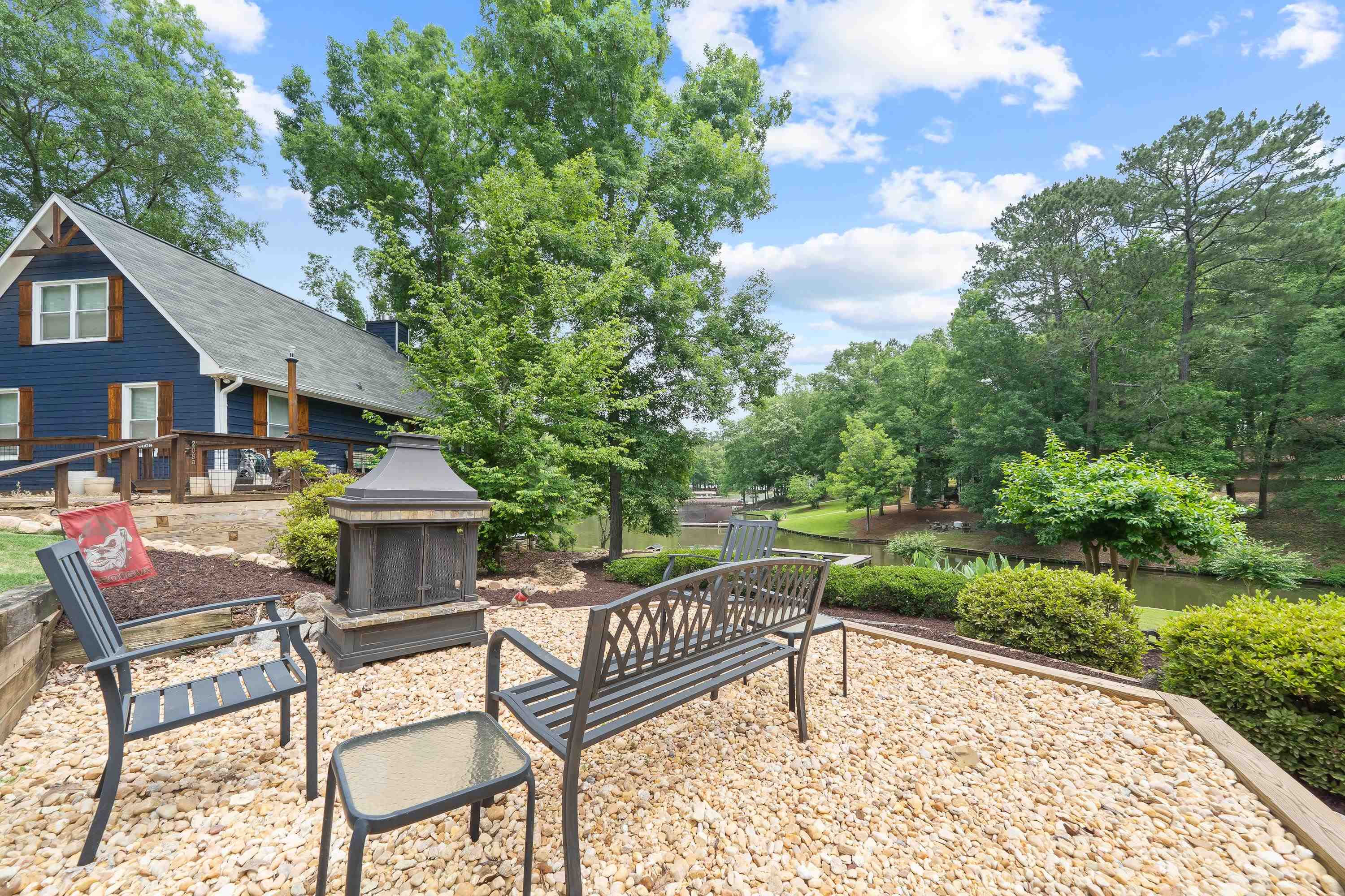 206 B HICKORY POINT DRIVE