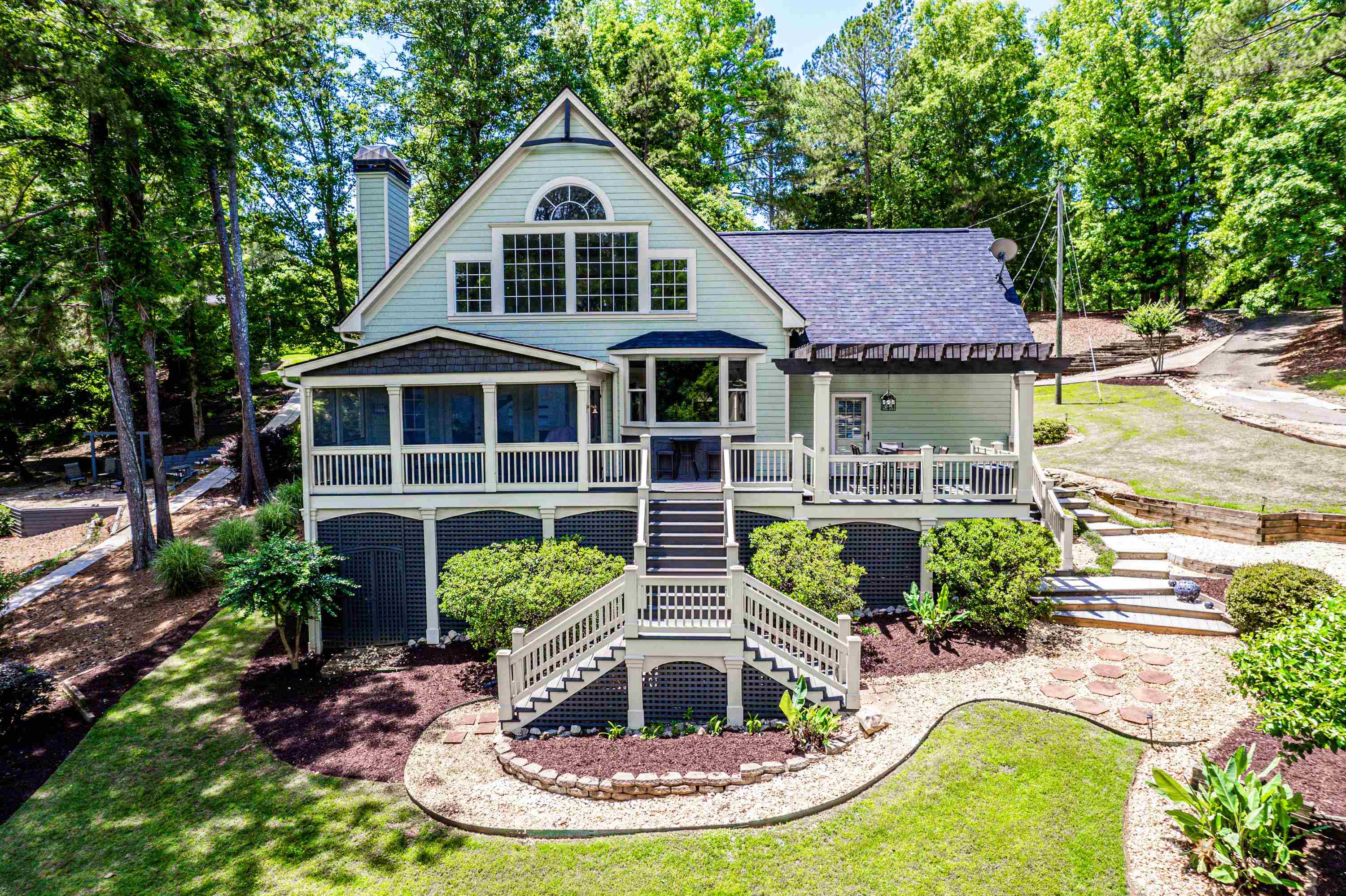 206 B HICKORY POINT DRIVE