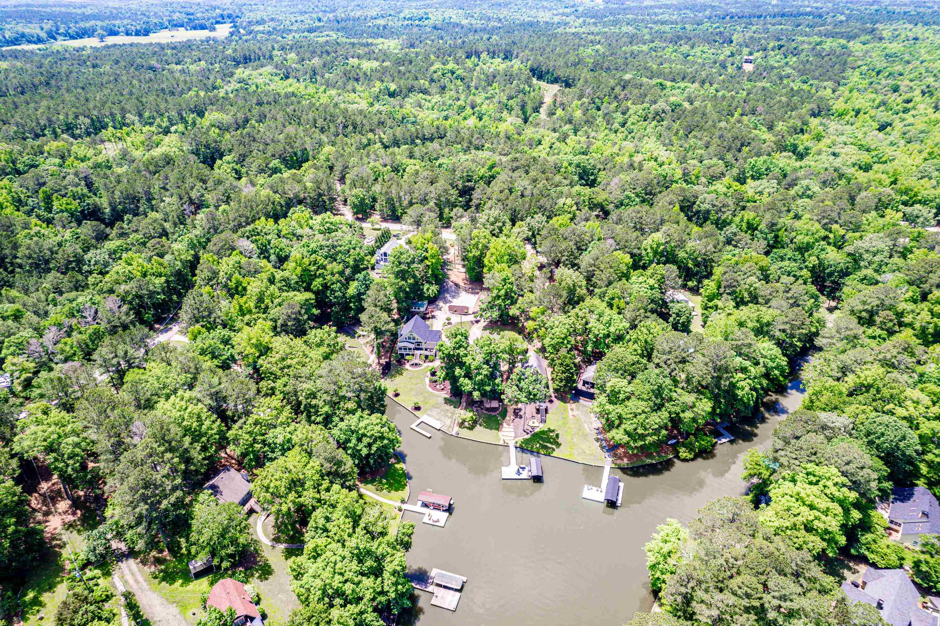 206 B HICKORY POINT DRIVE