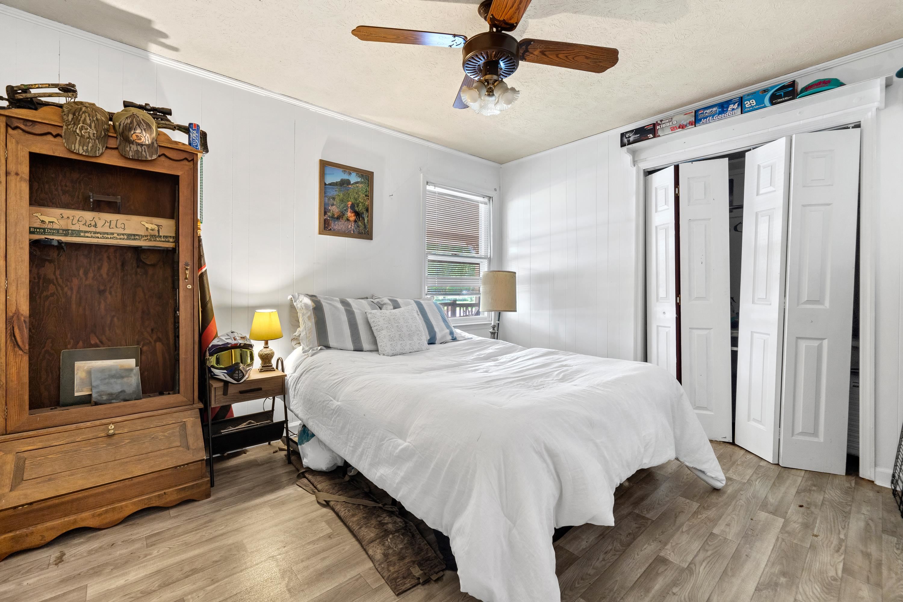 116 SE ROSEWOOD DRIVE