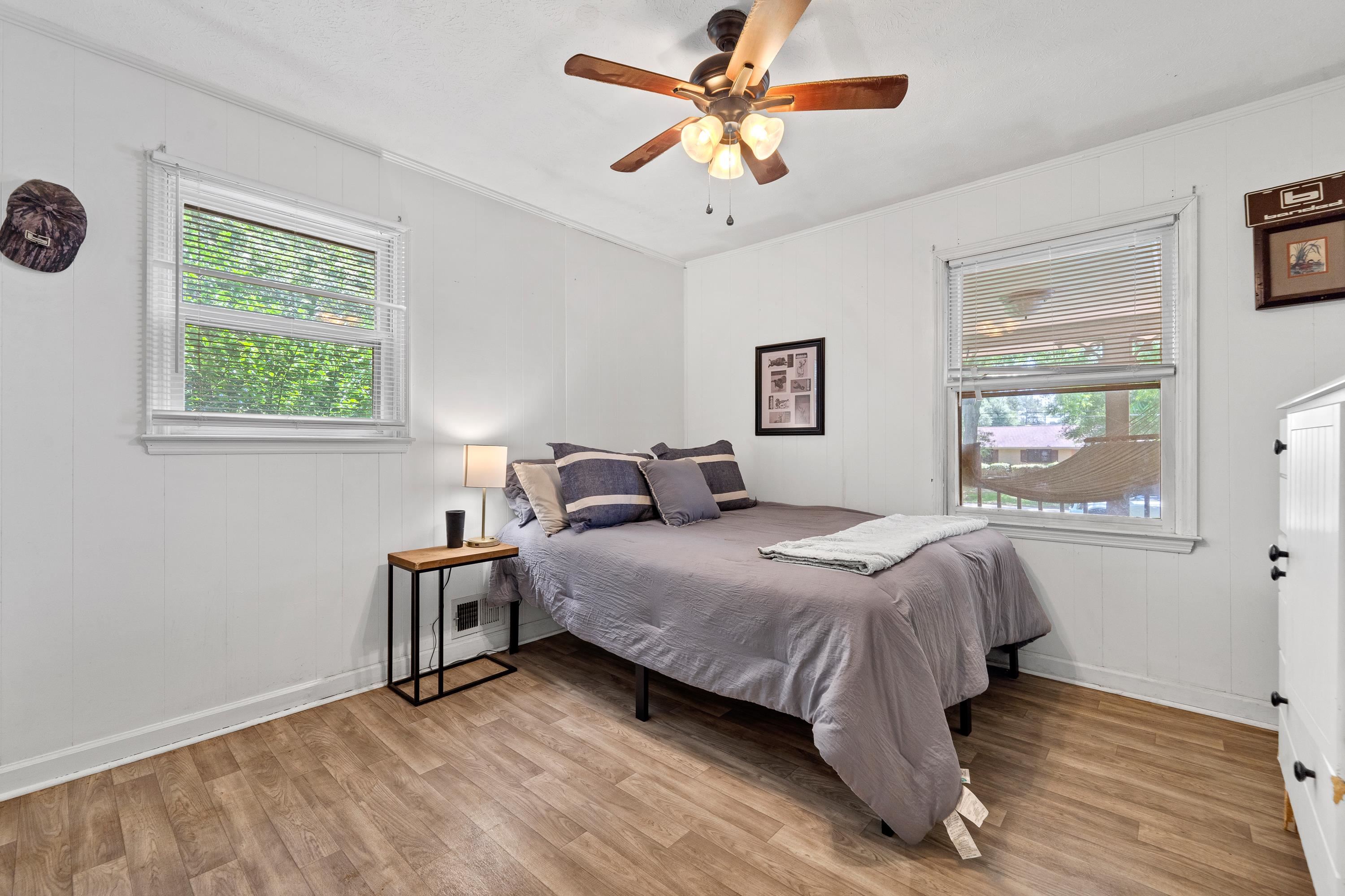 116 SE ROSEWOOD DRIVE