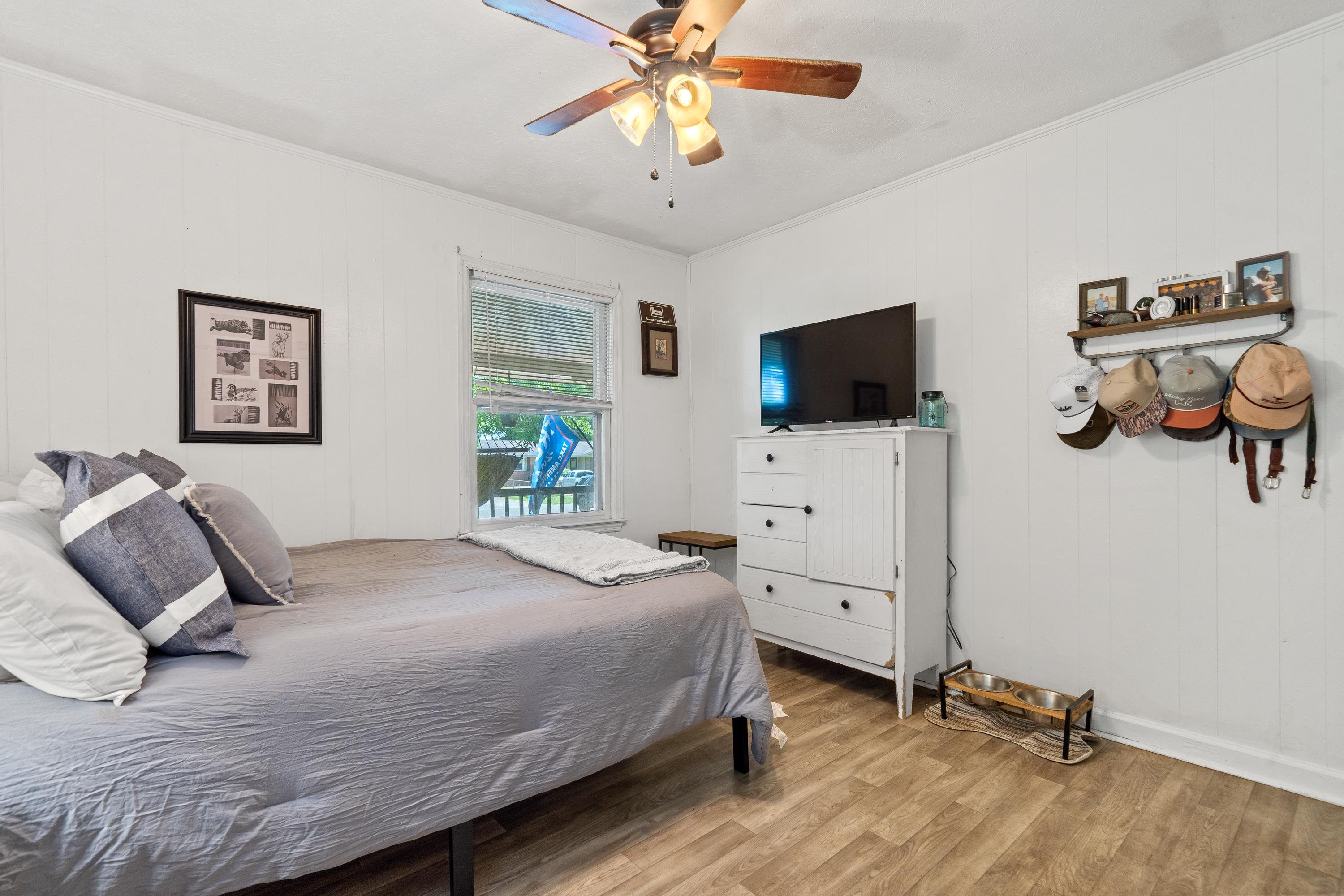 116 SE ROSEWOOD DRIVE