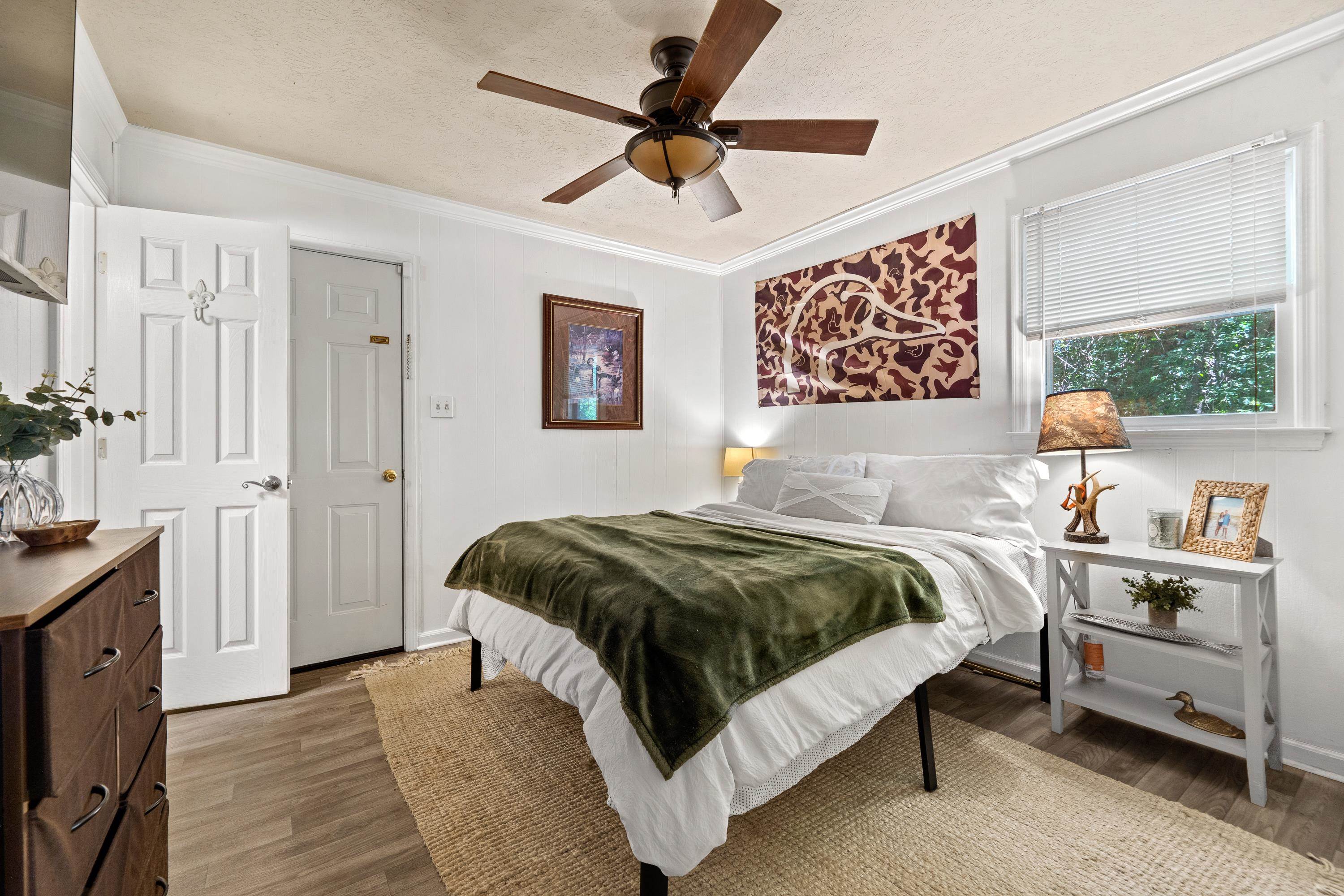 116 SE ROSEWOOD DRIVE