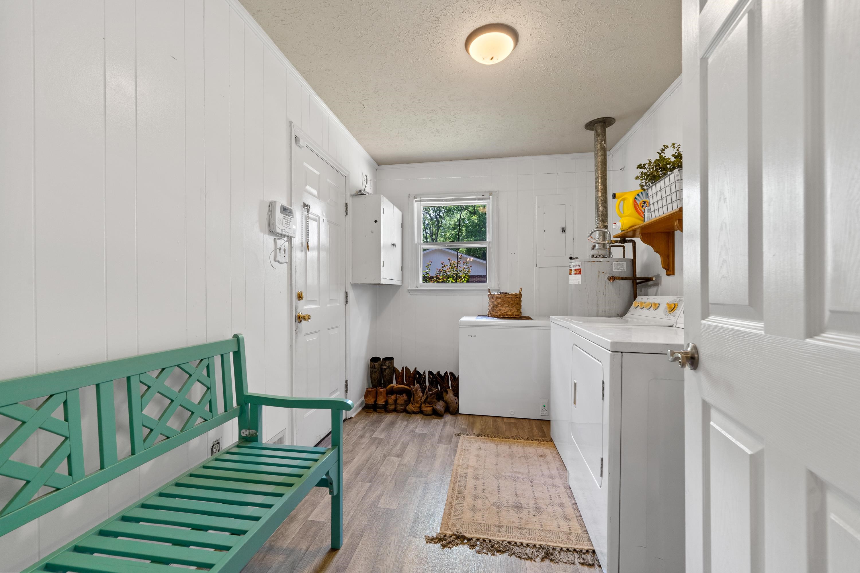 116 SE ROSEWOOD DRIVE