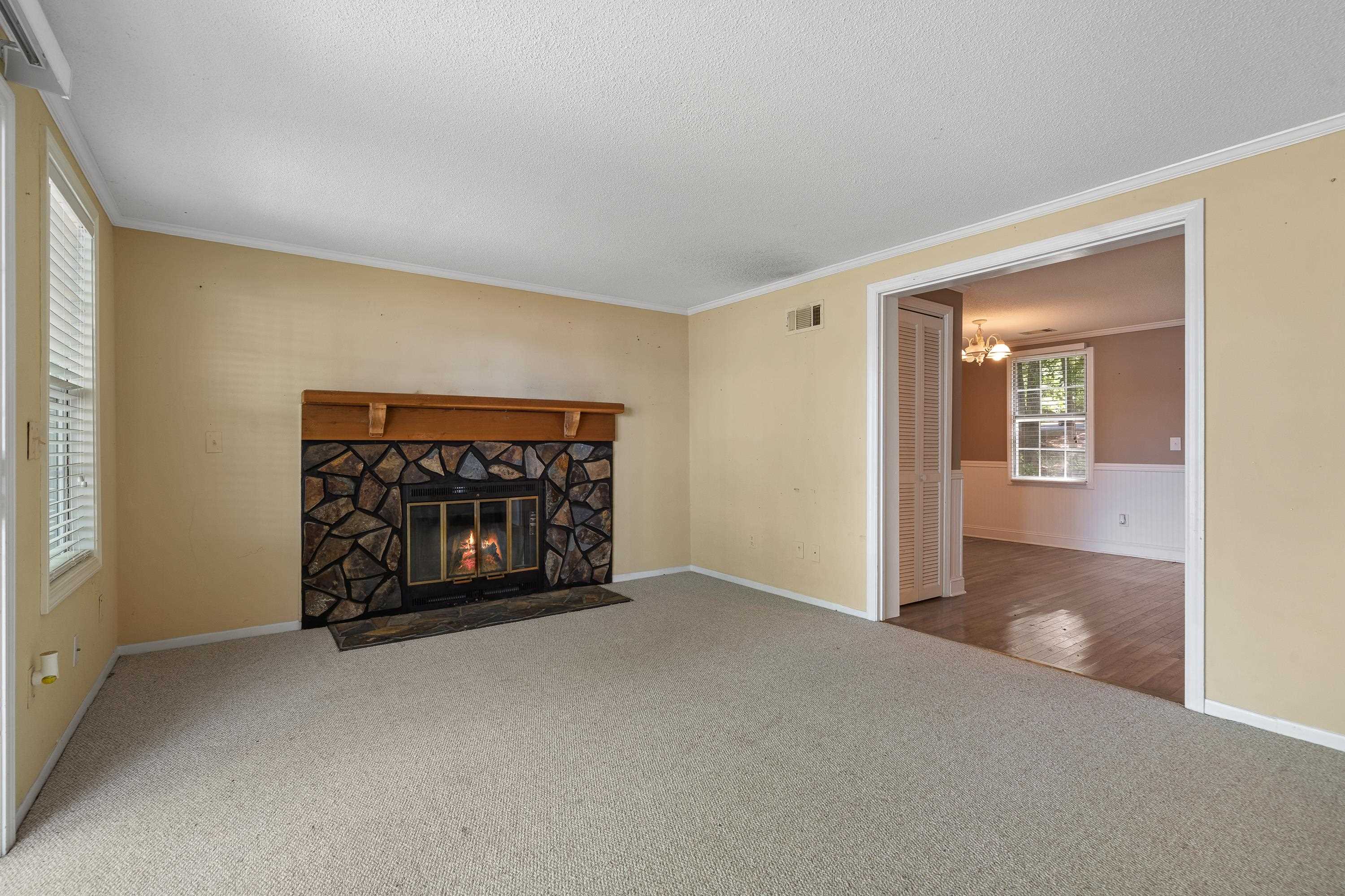 384 - 1&2 ARROWHEAD TRAIL