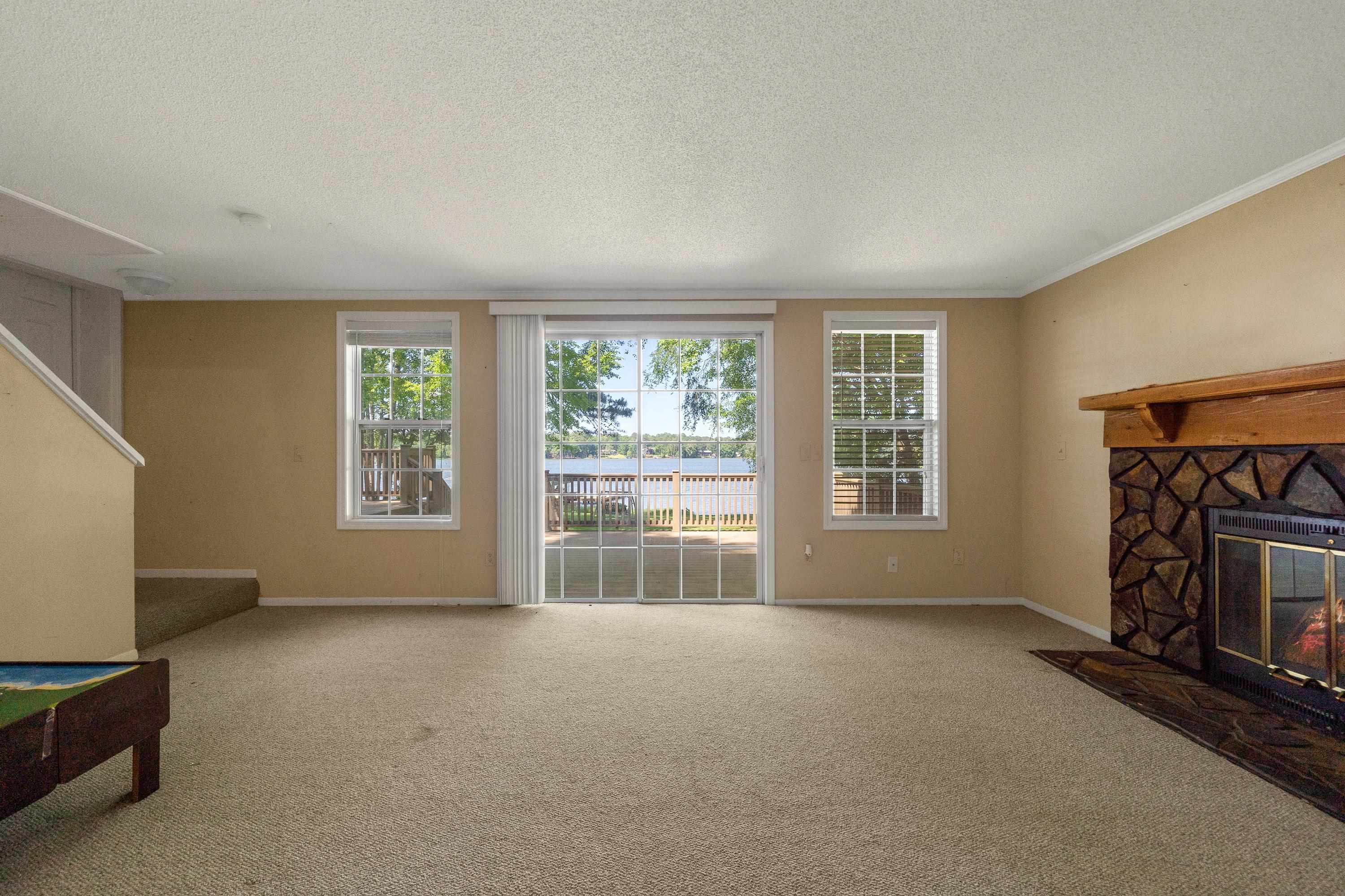 384 - 1&2 ARROWHEAD TRAIL