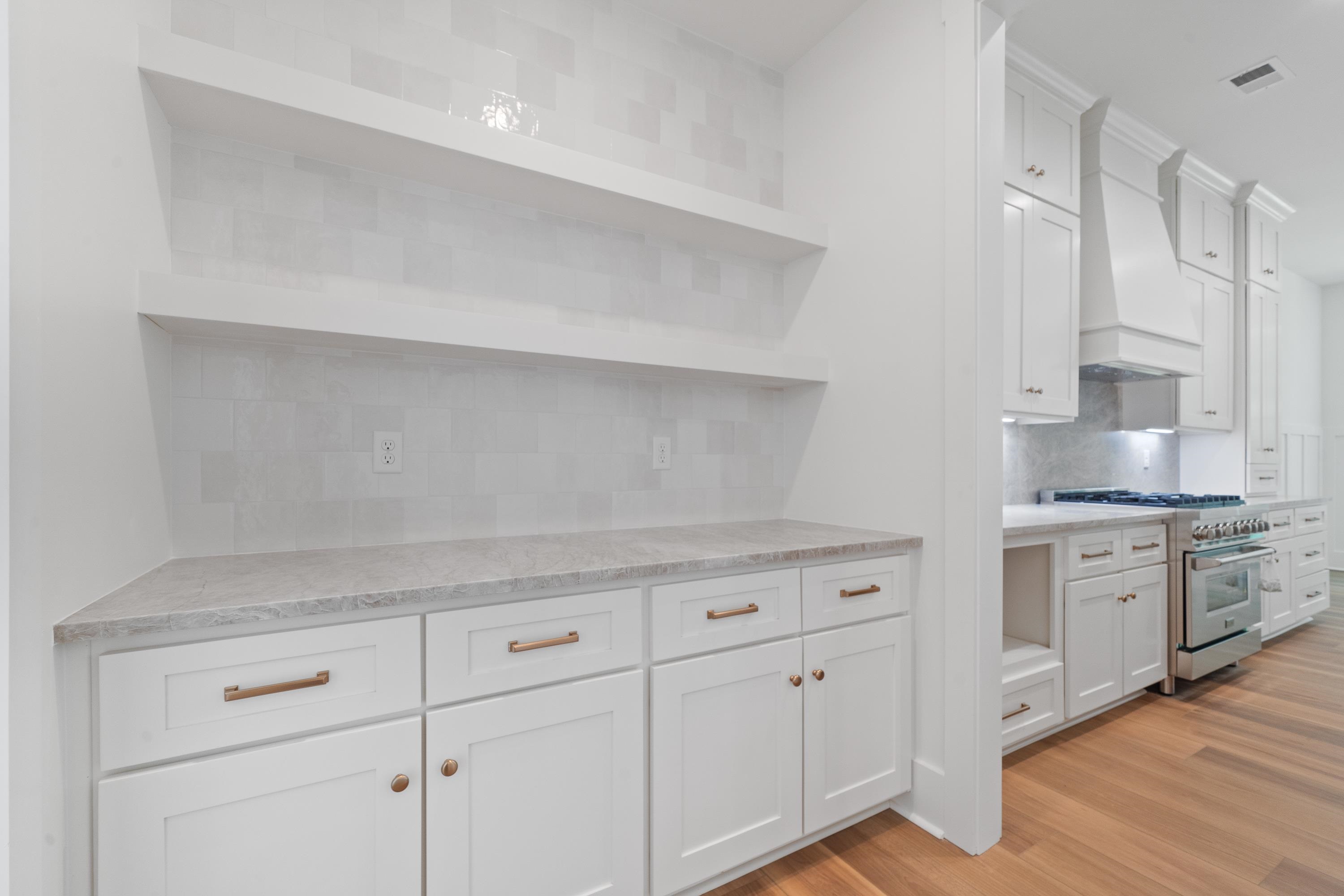 1211 TURNBERRY CIRCLE