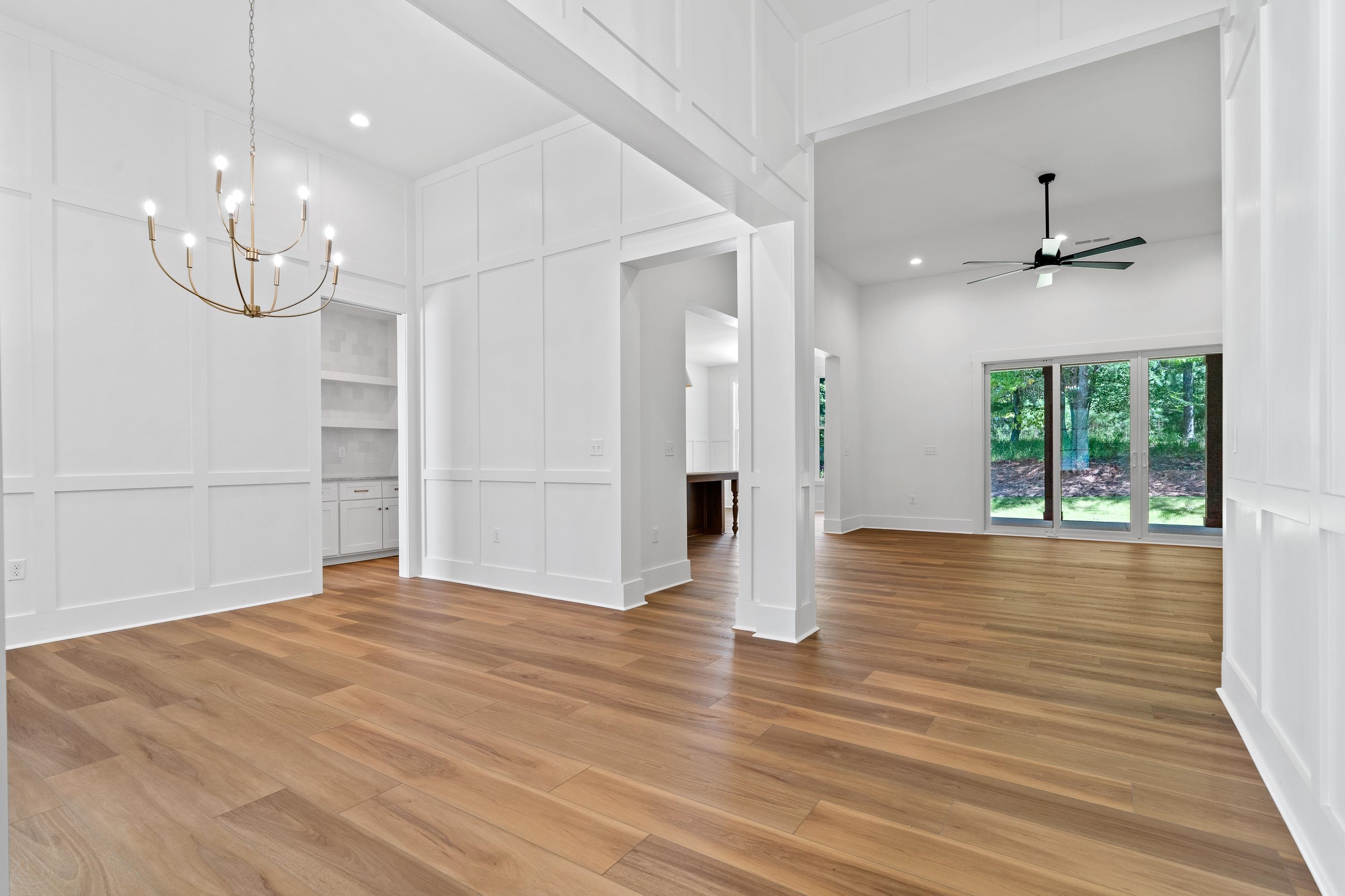 1211 TURNBERRY CIRCLE