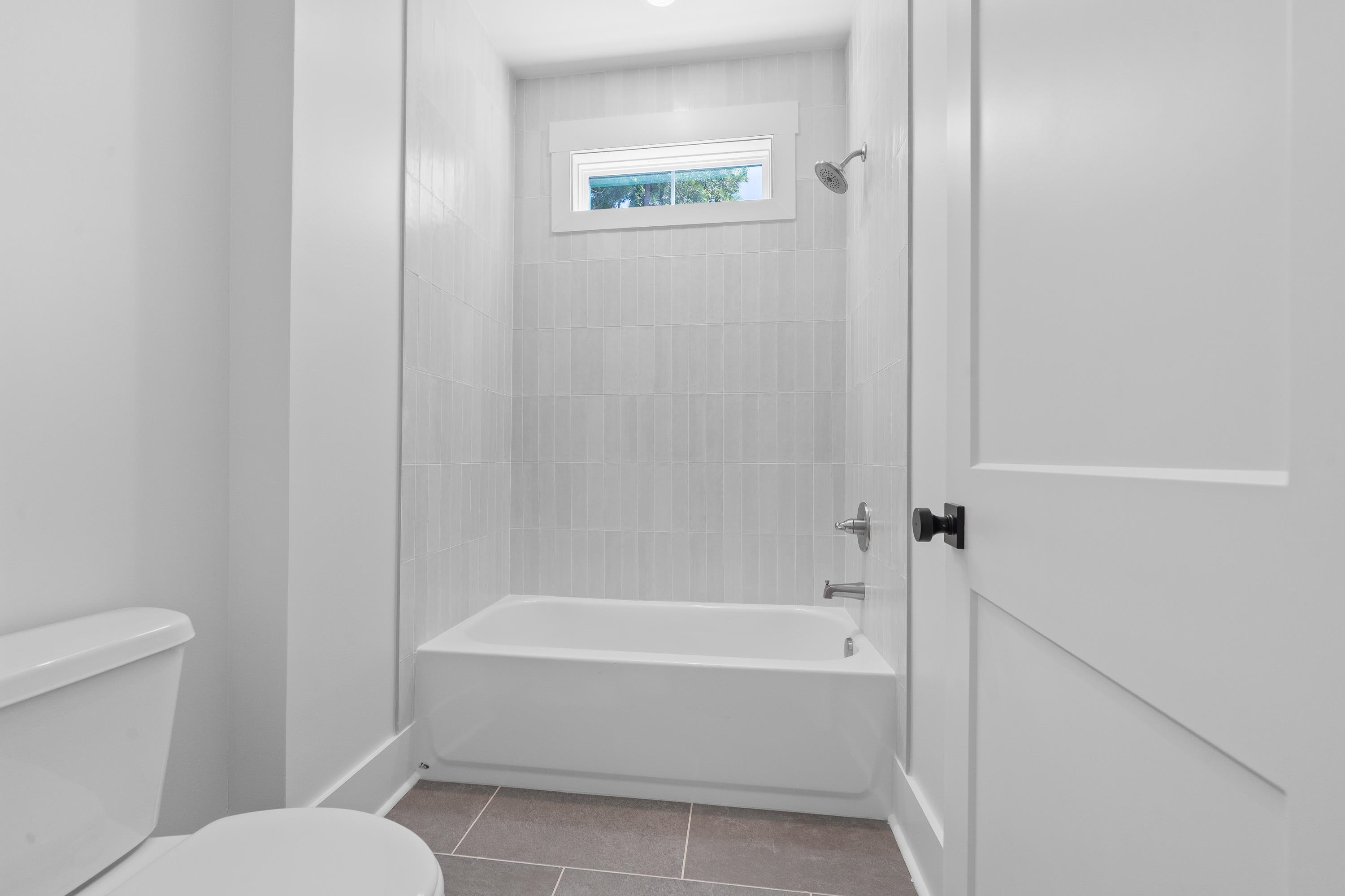 1211 TURNBERRY CIRCLE