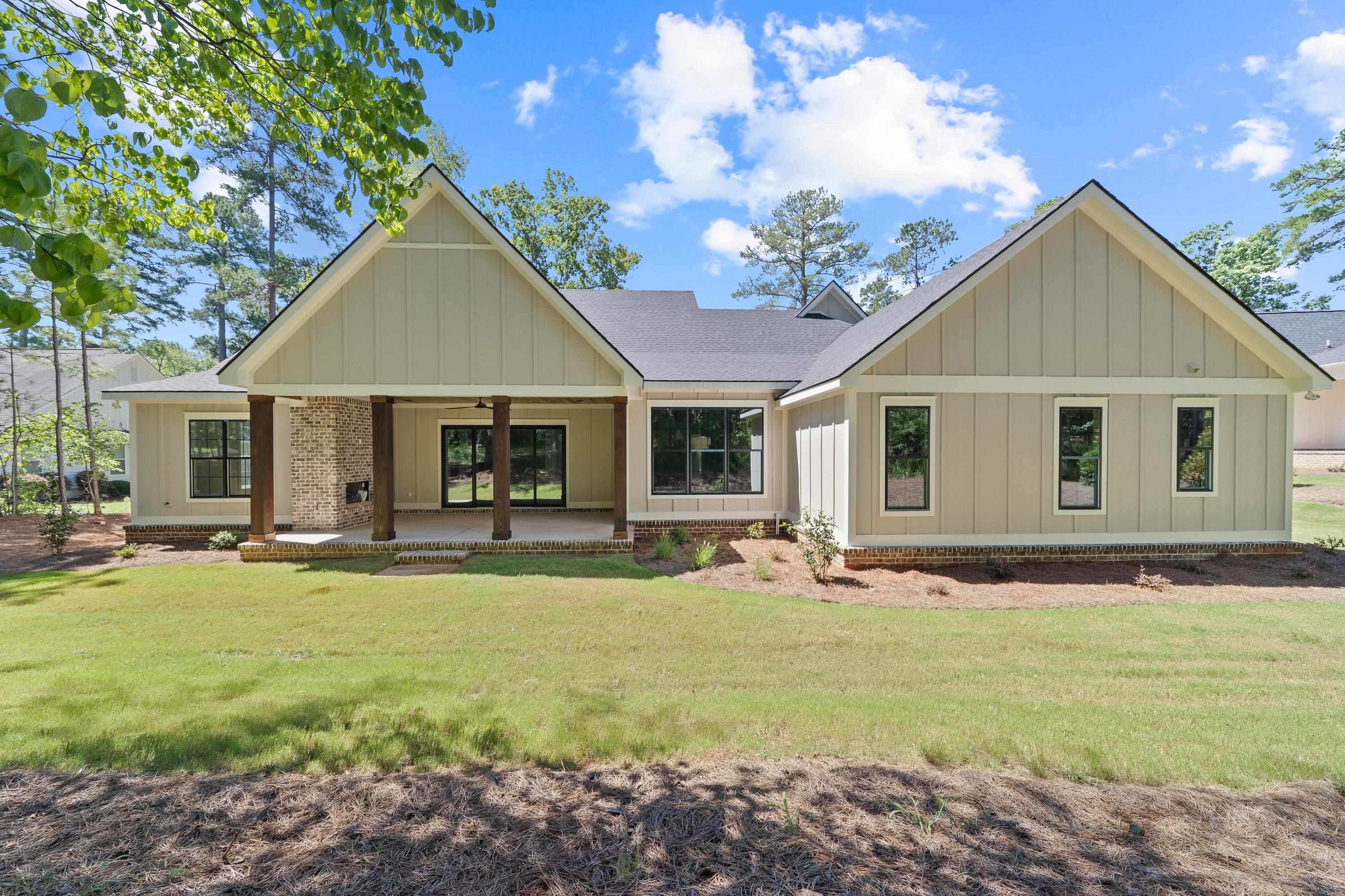 1211 TURNBERRY CIRCLE