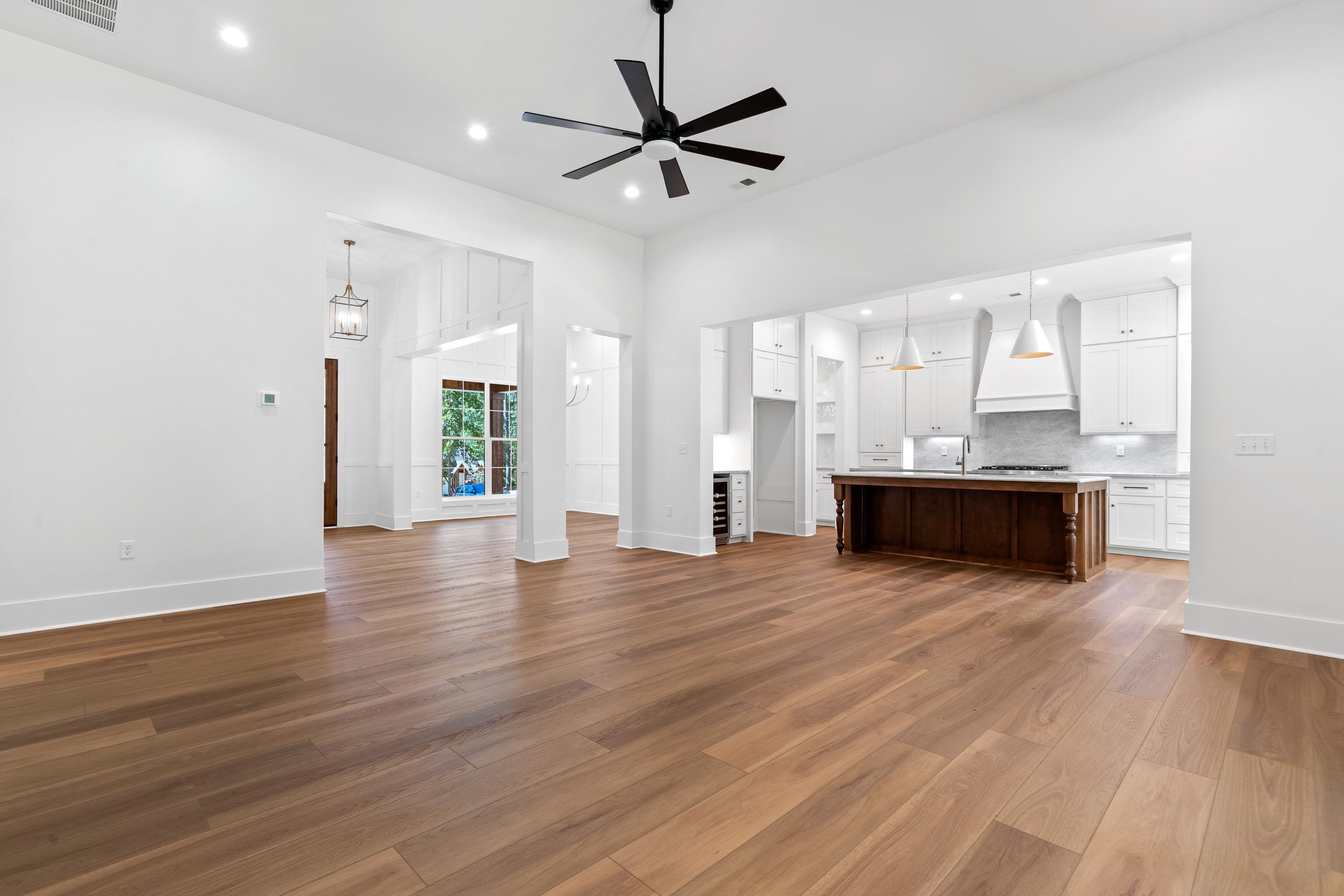1211 TURNBERRY CIRCLE