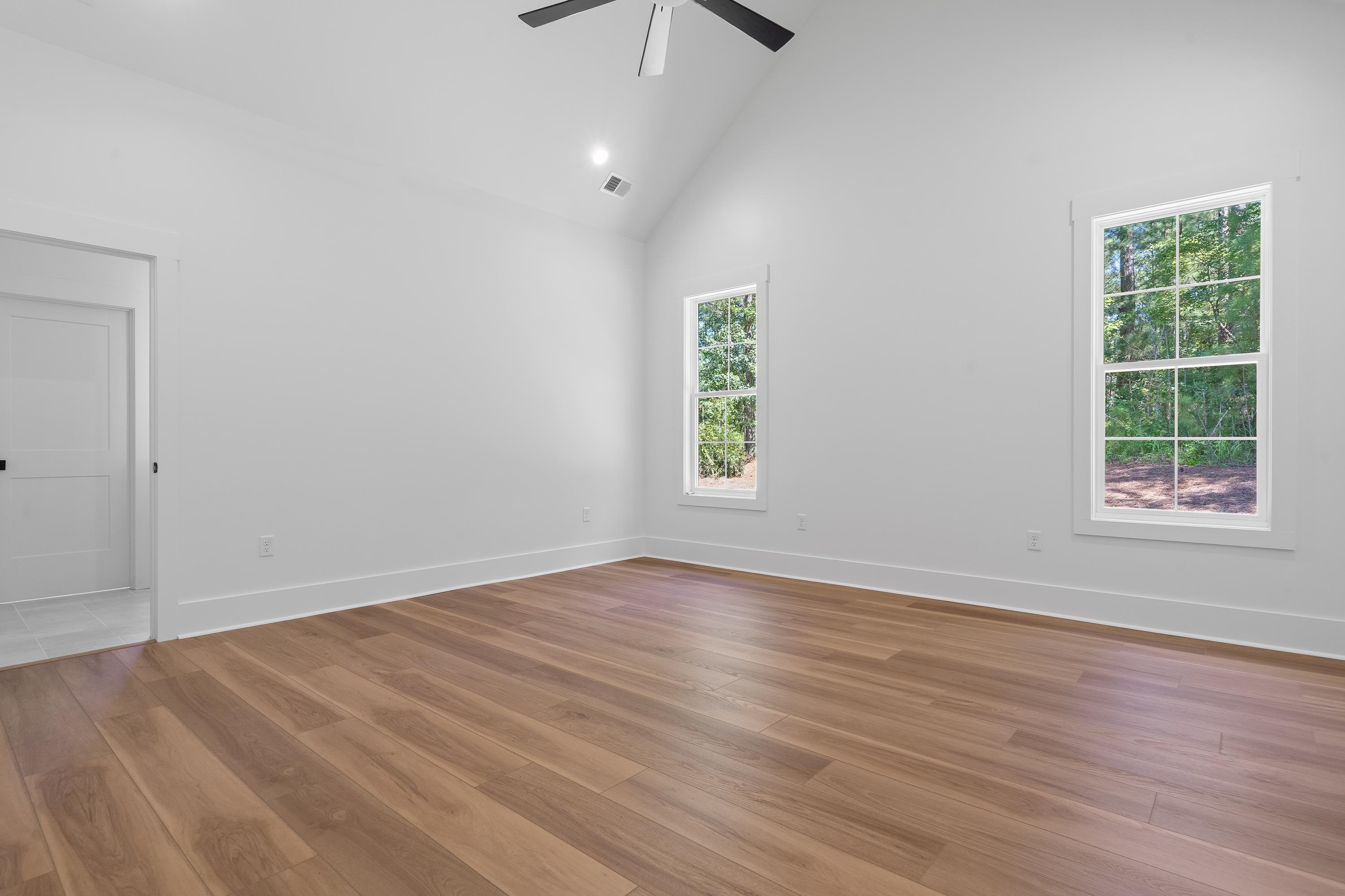 1211 TURNBERRY CIRCLE