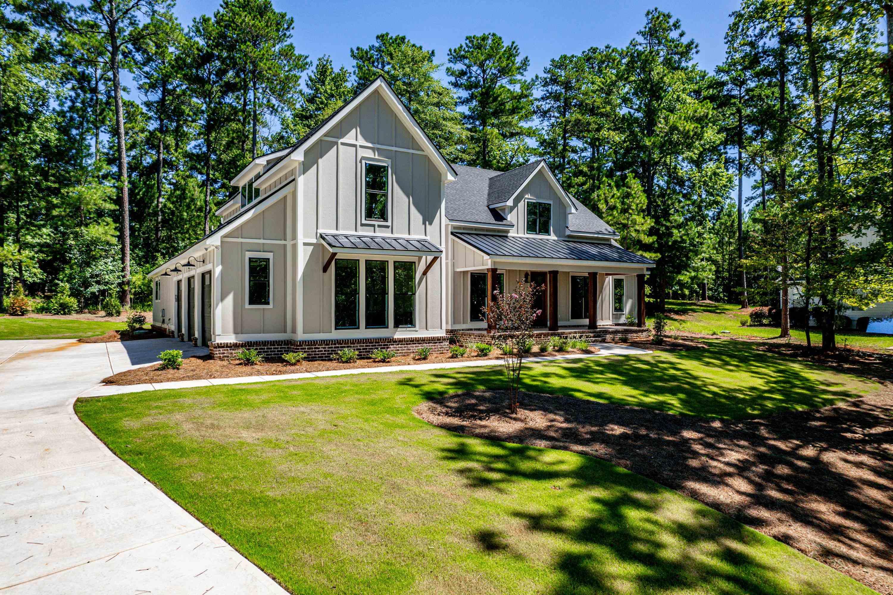 1211 TURNBERRY CIRCLE
