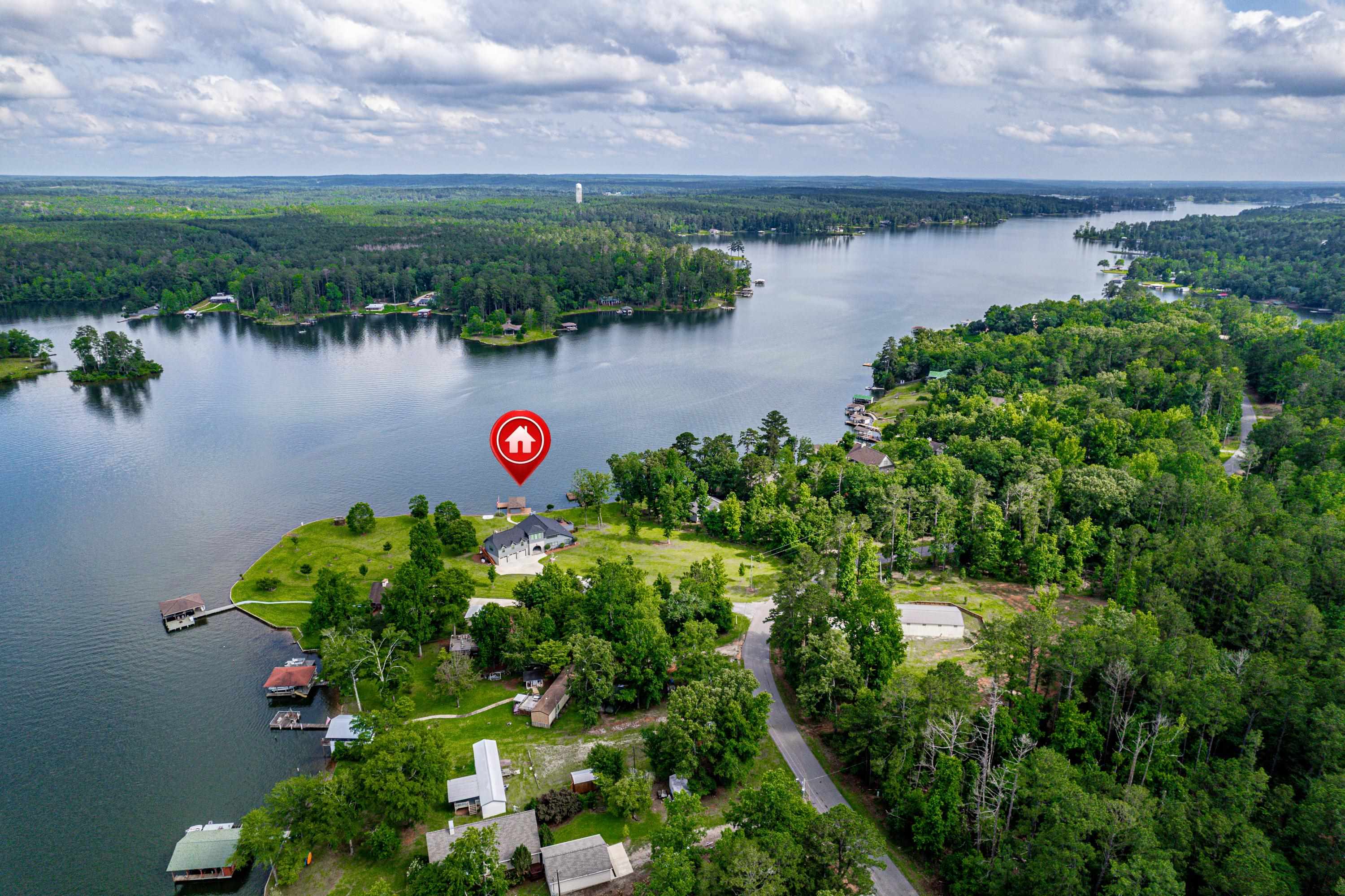 32 LILY POINT