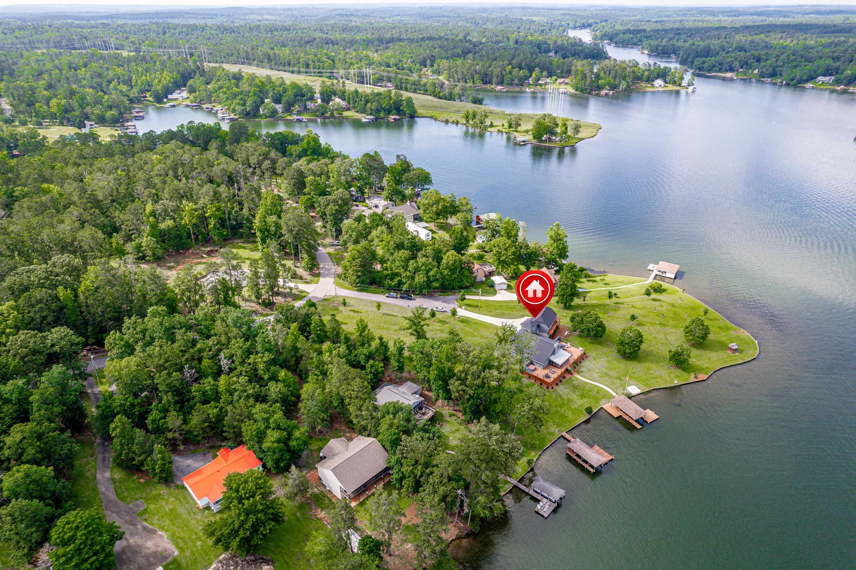 32 LILY POINT