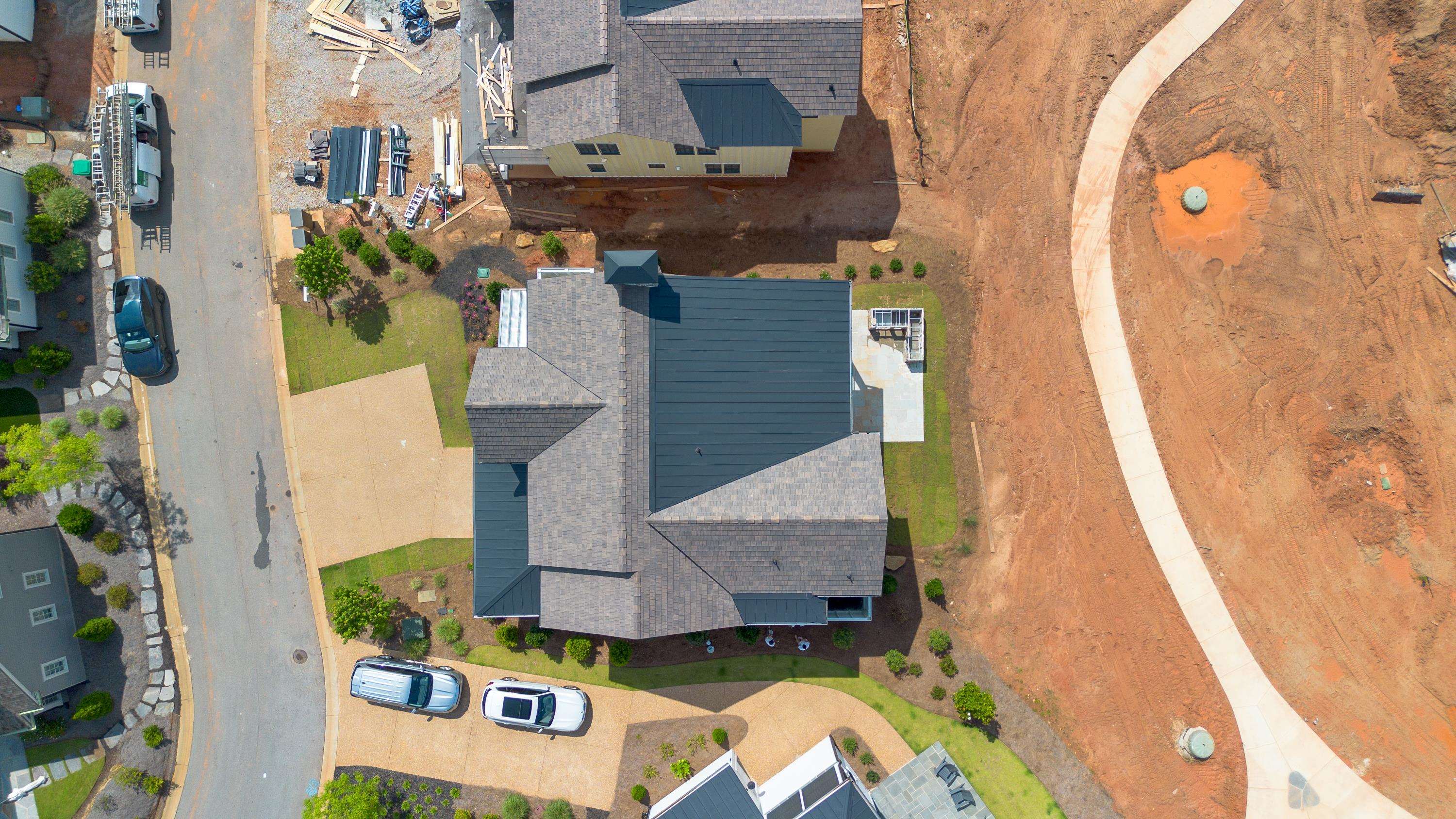 1031 LONGVIEW COMMONS