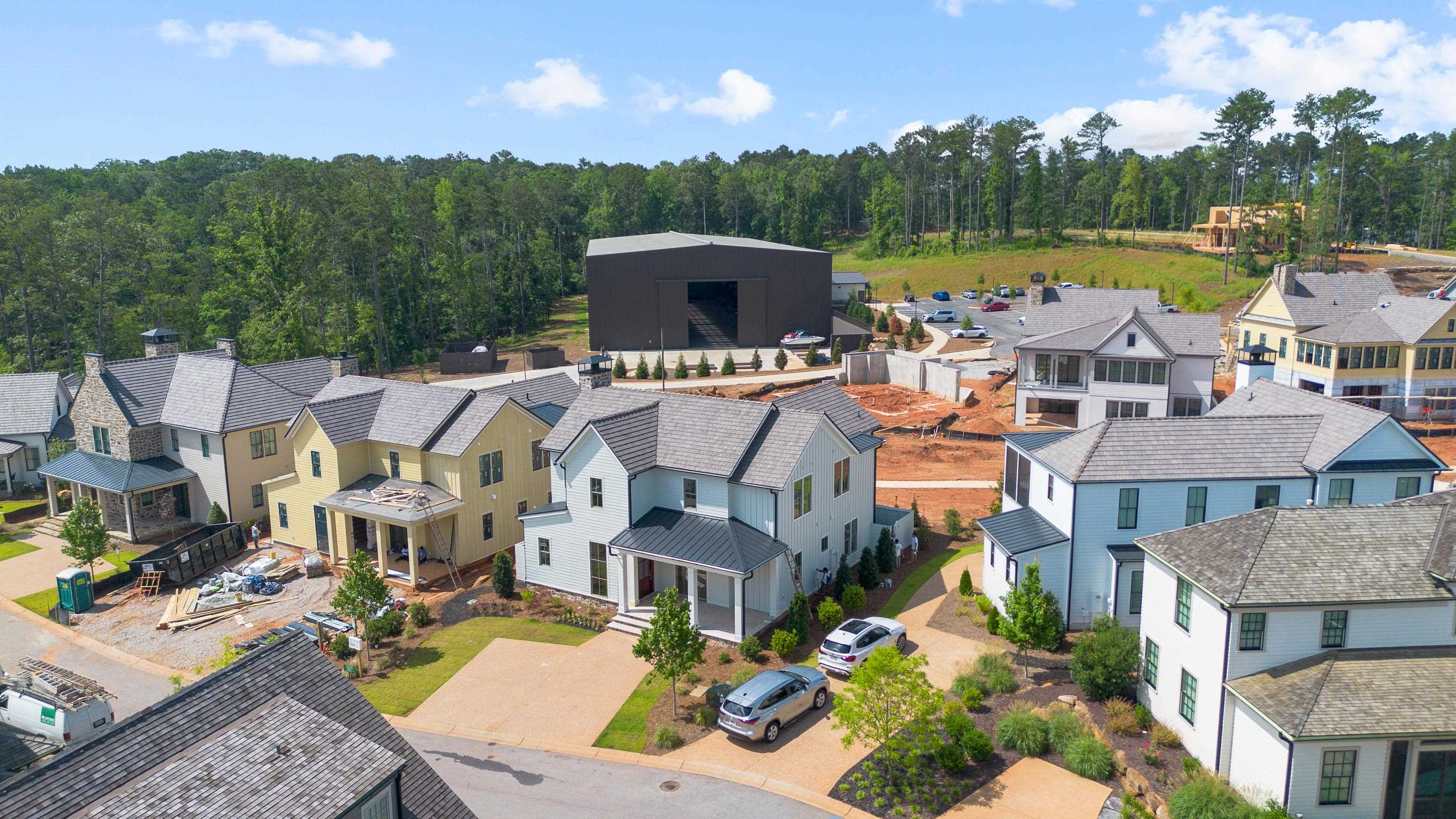 1031 LONGVIEW COMMONS