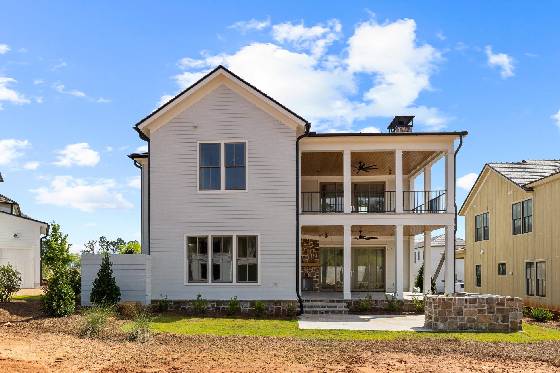1031 LONGVIEW COMMONS