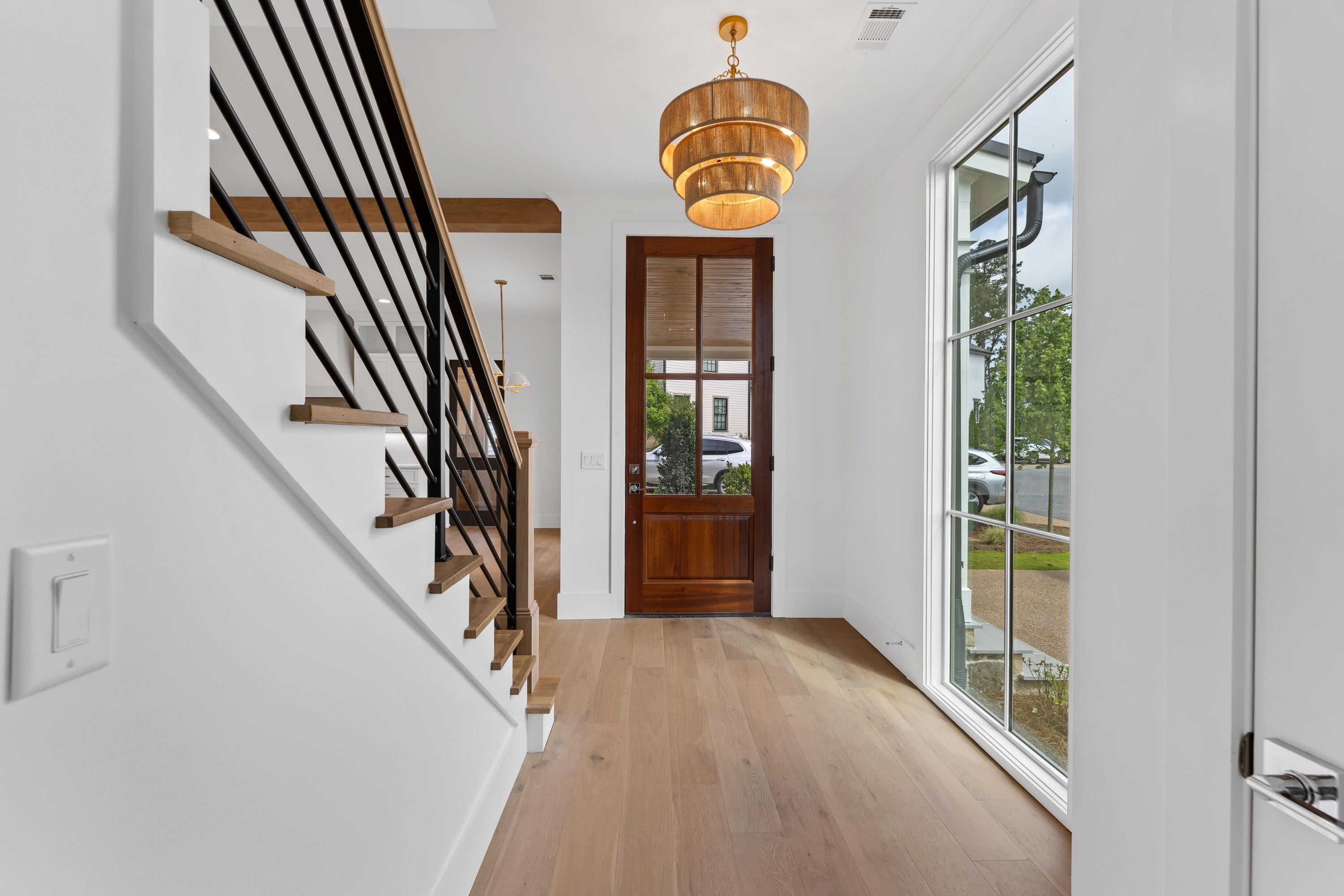 1031 LONGVIEW COMMONS