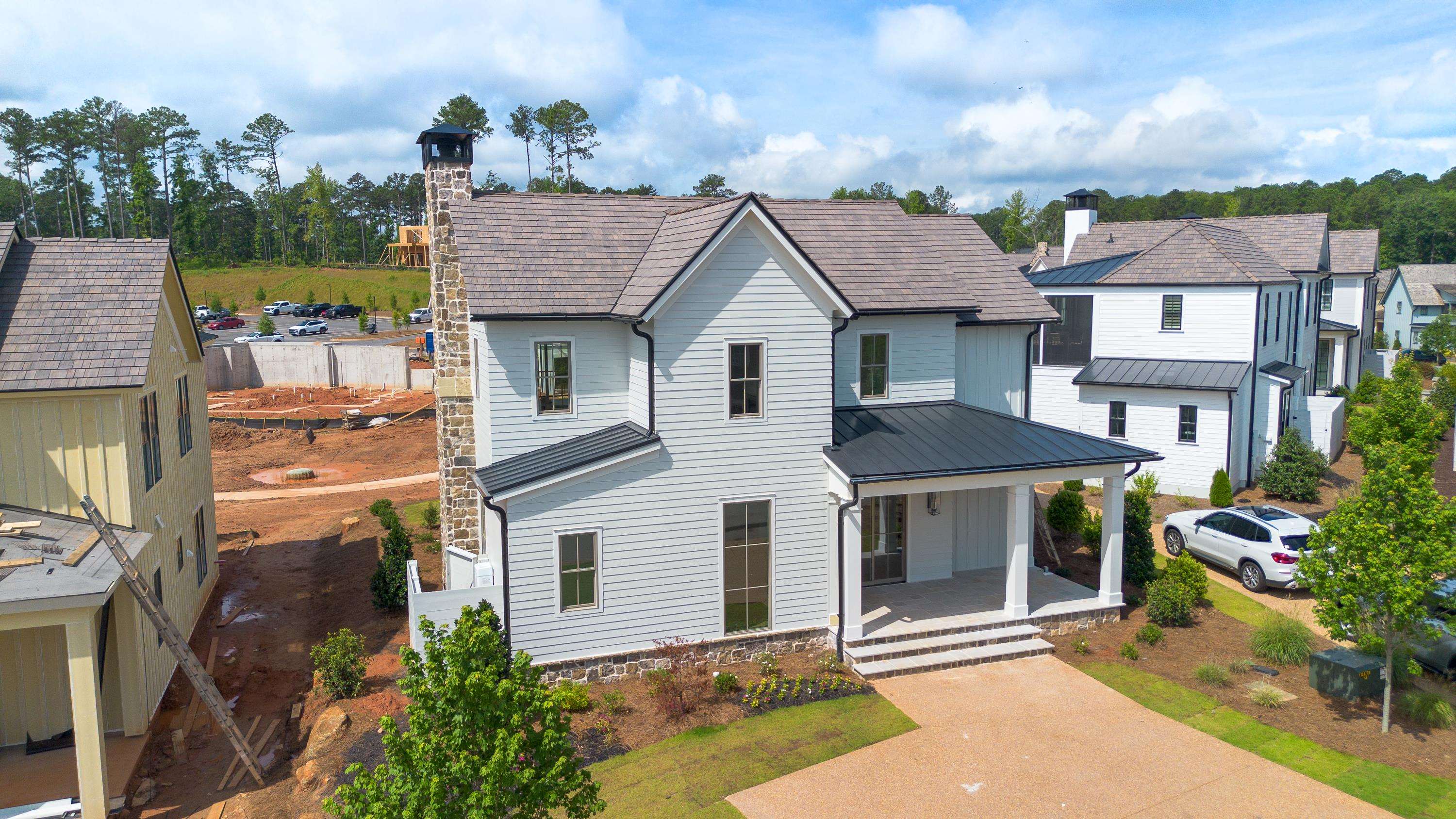1031 LONGVIEW COMMONS