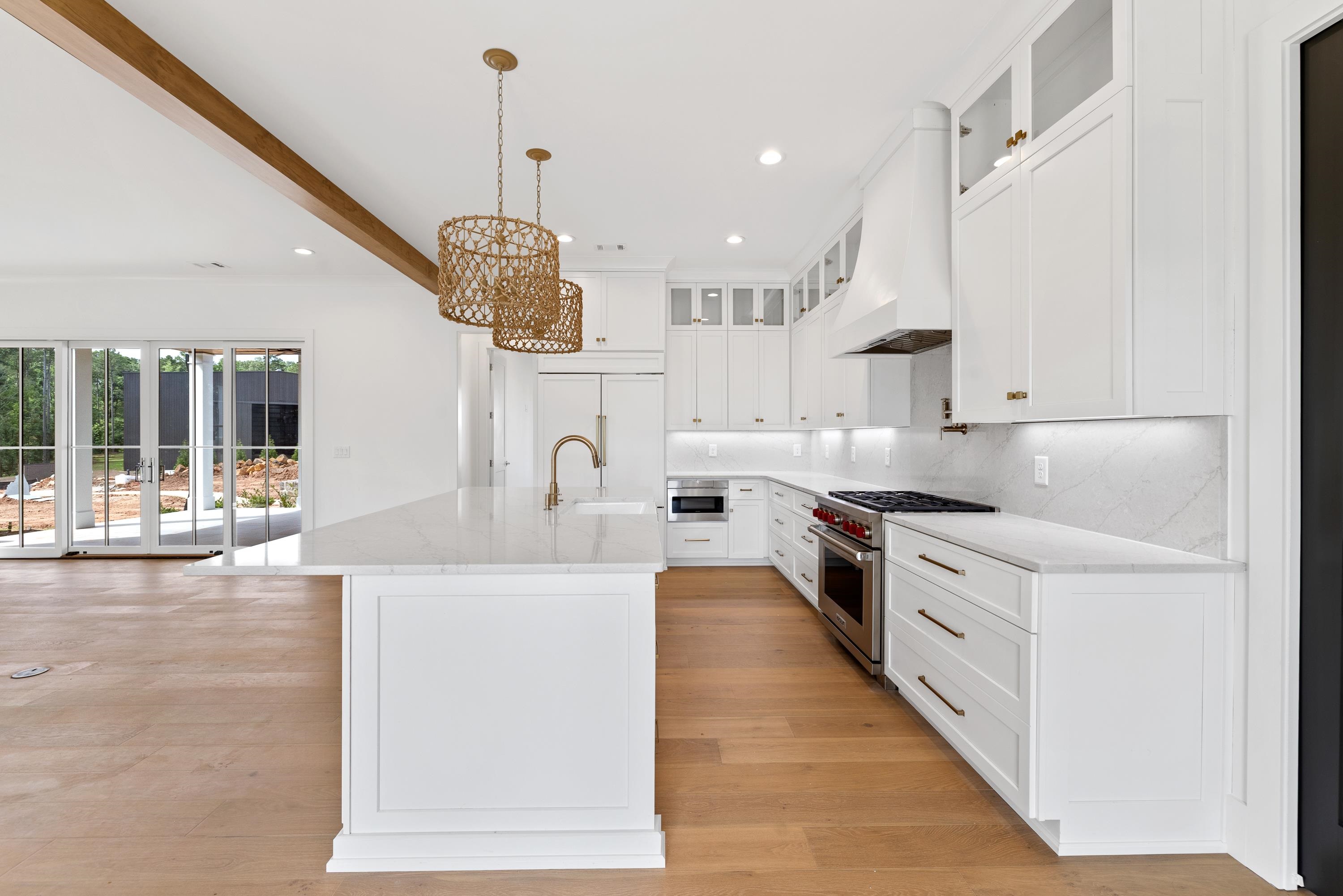 1031 LONGVIEW COMMONS