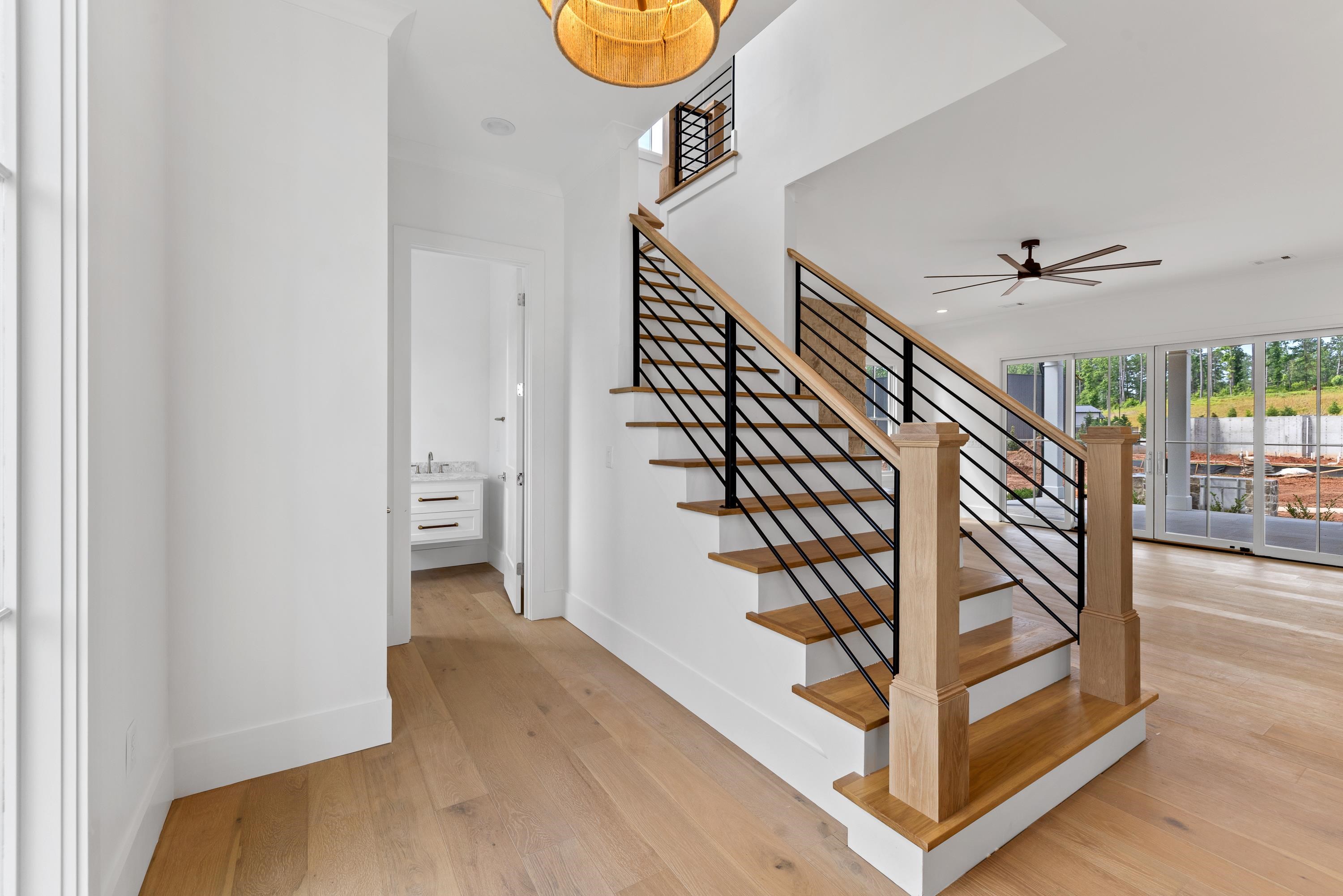 1031 LONGVIEW COMMONS