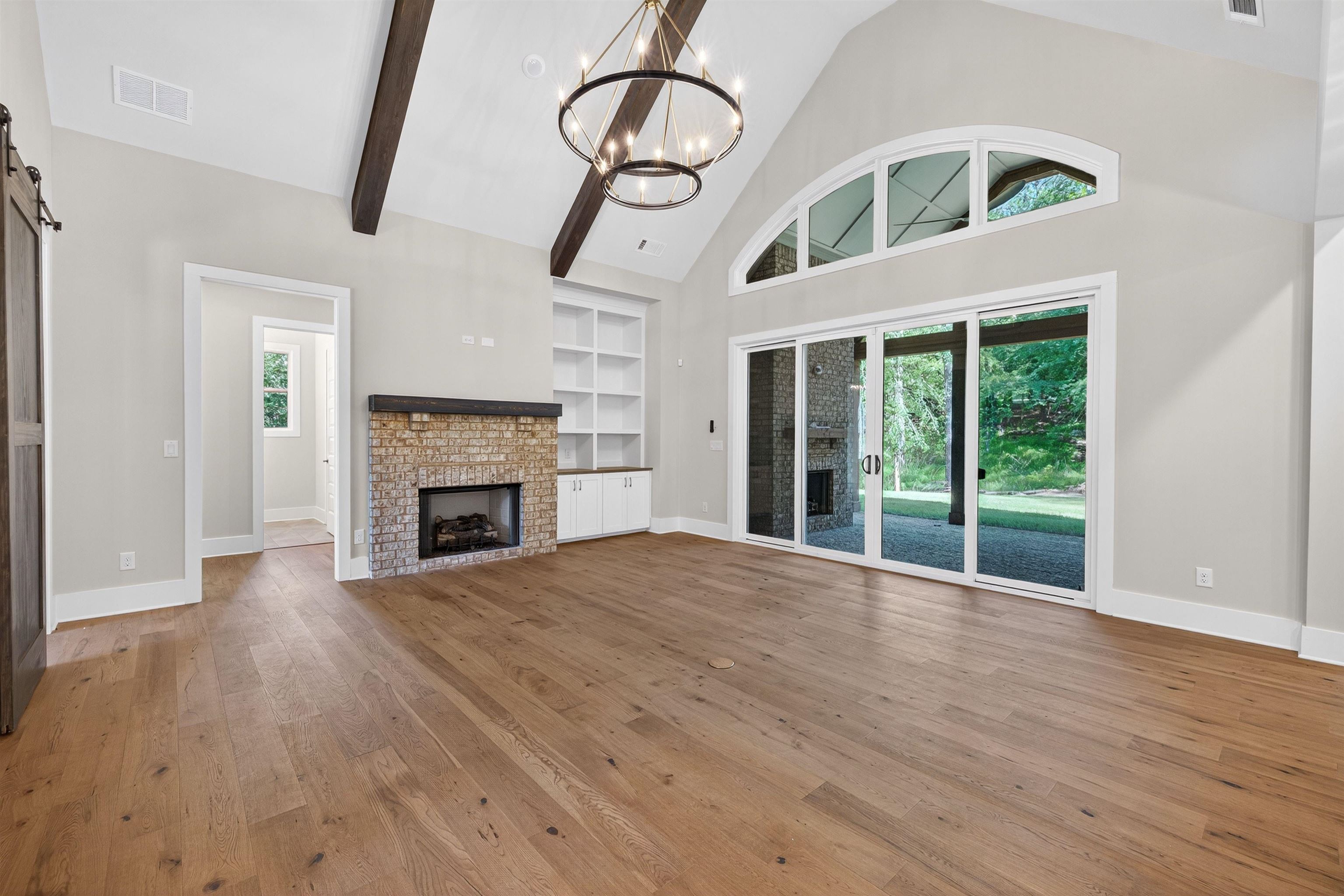 1011 PEACHTREE COURT