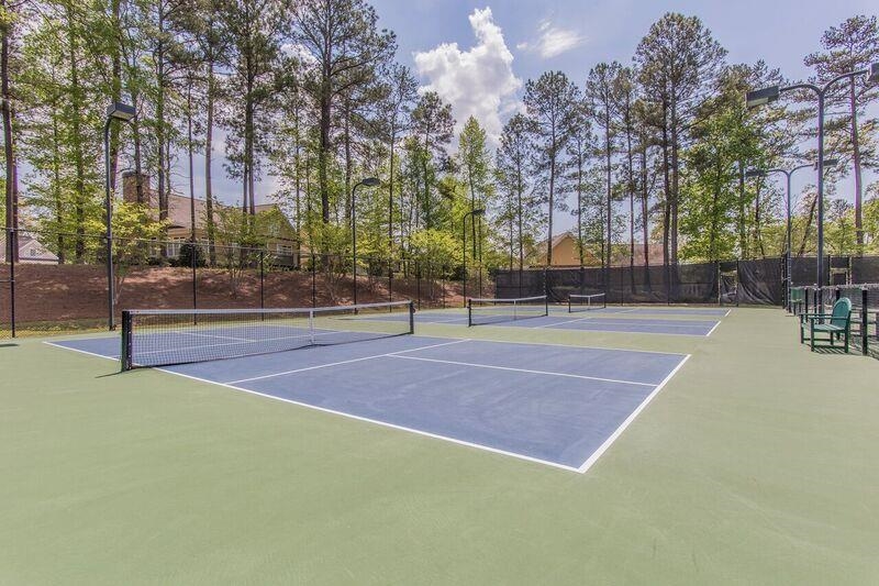 1011 PEACHTREE COURT