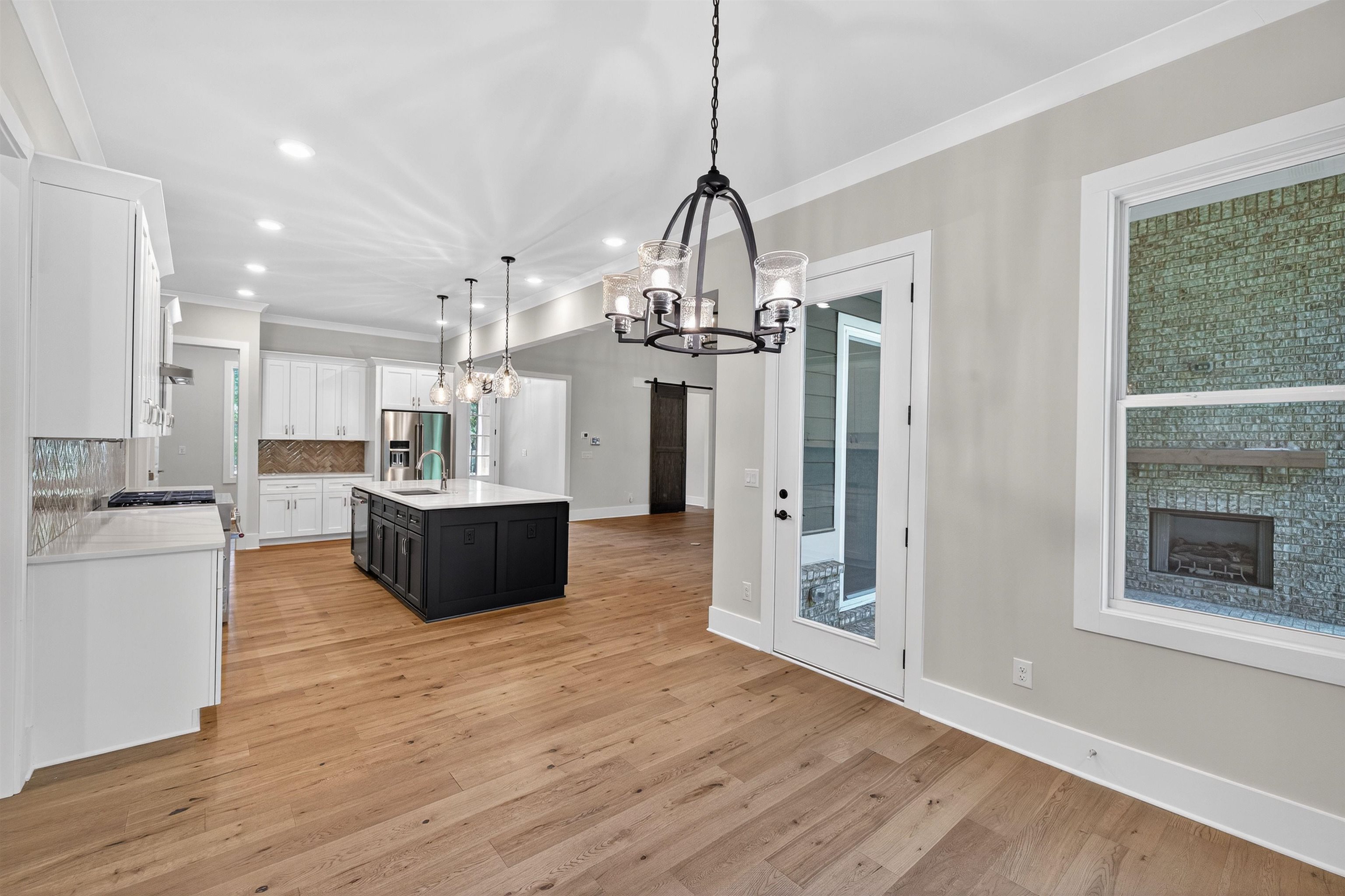 1011 PEACHTREE COURT