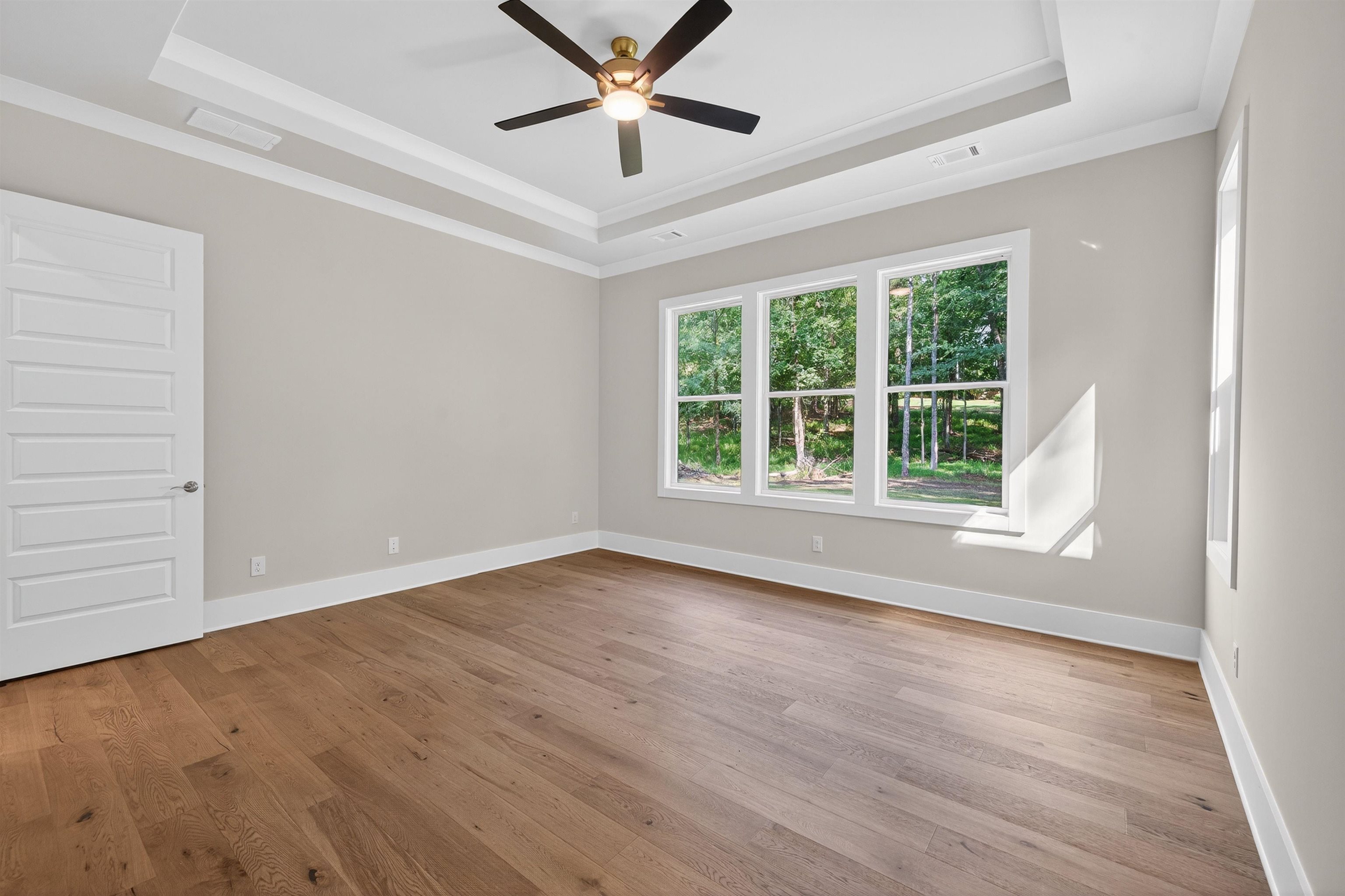 1011 PEACHTREE COURT