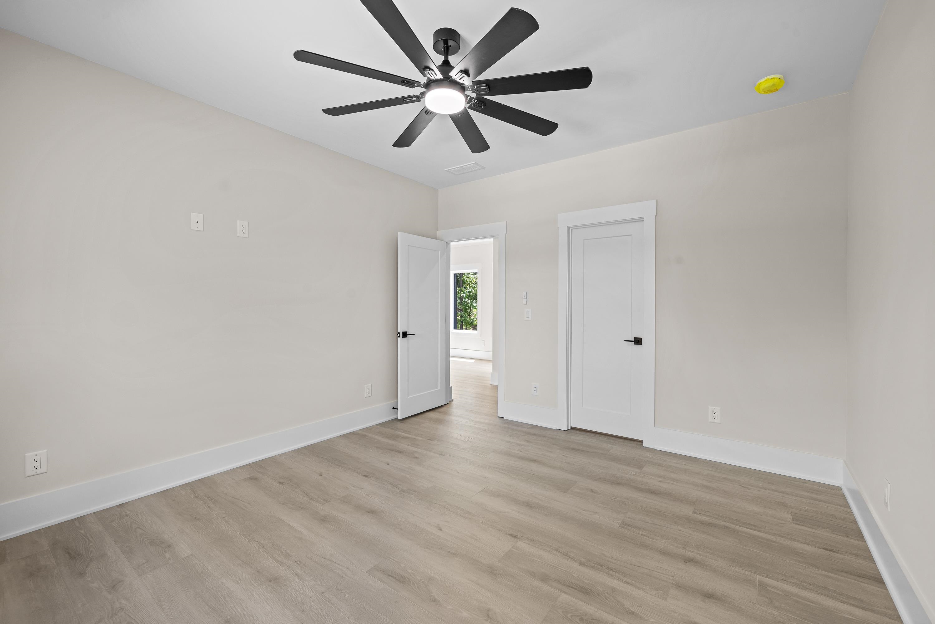 1131 GLEN EAGLE DRIVE