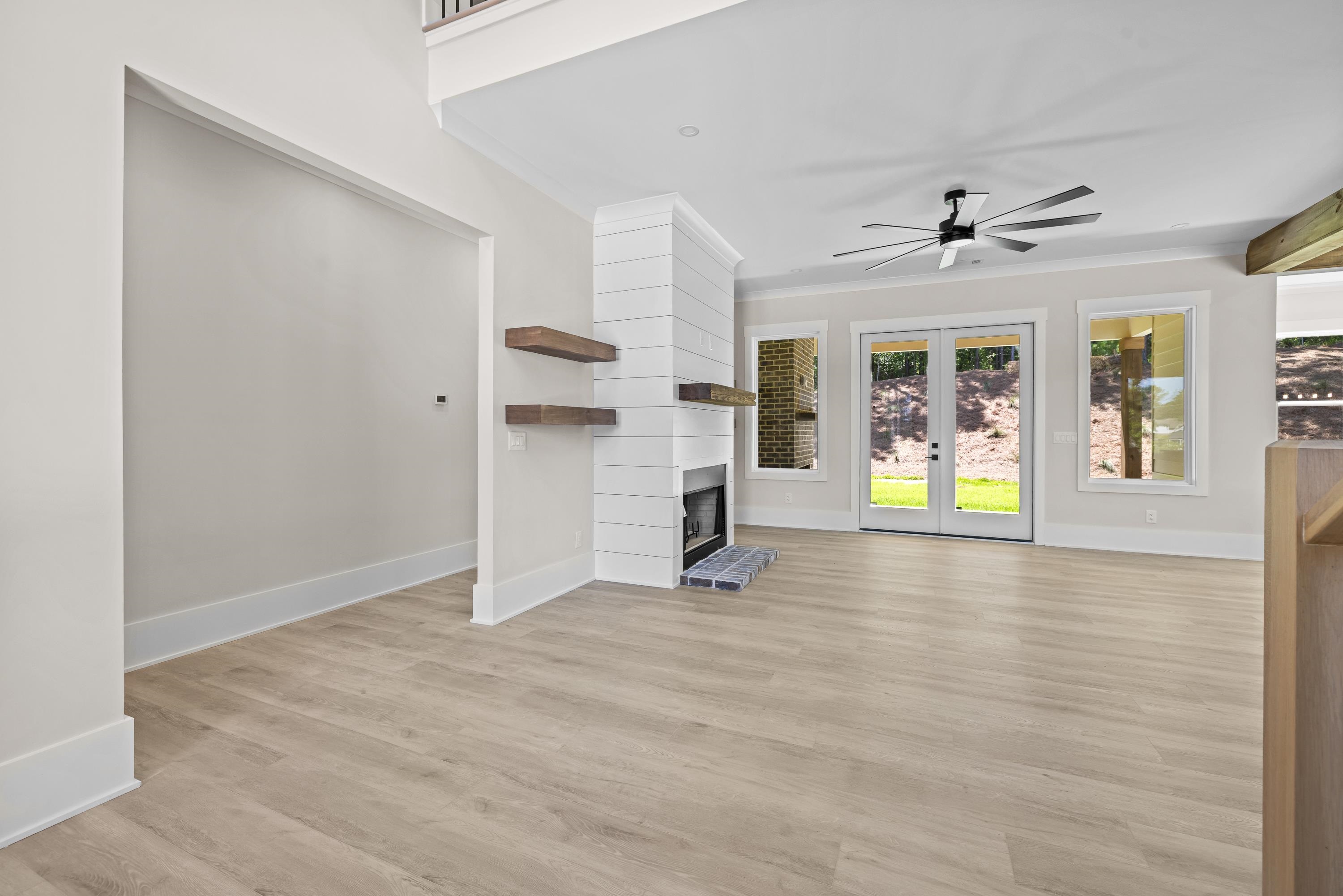 1131 GLEN EAGLE DRIVE