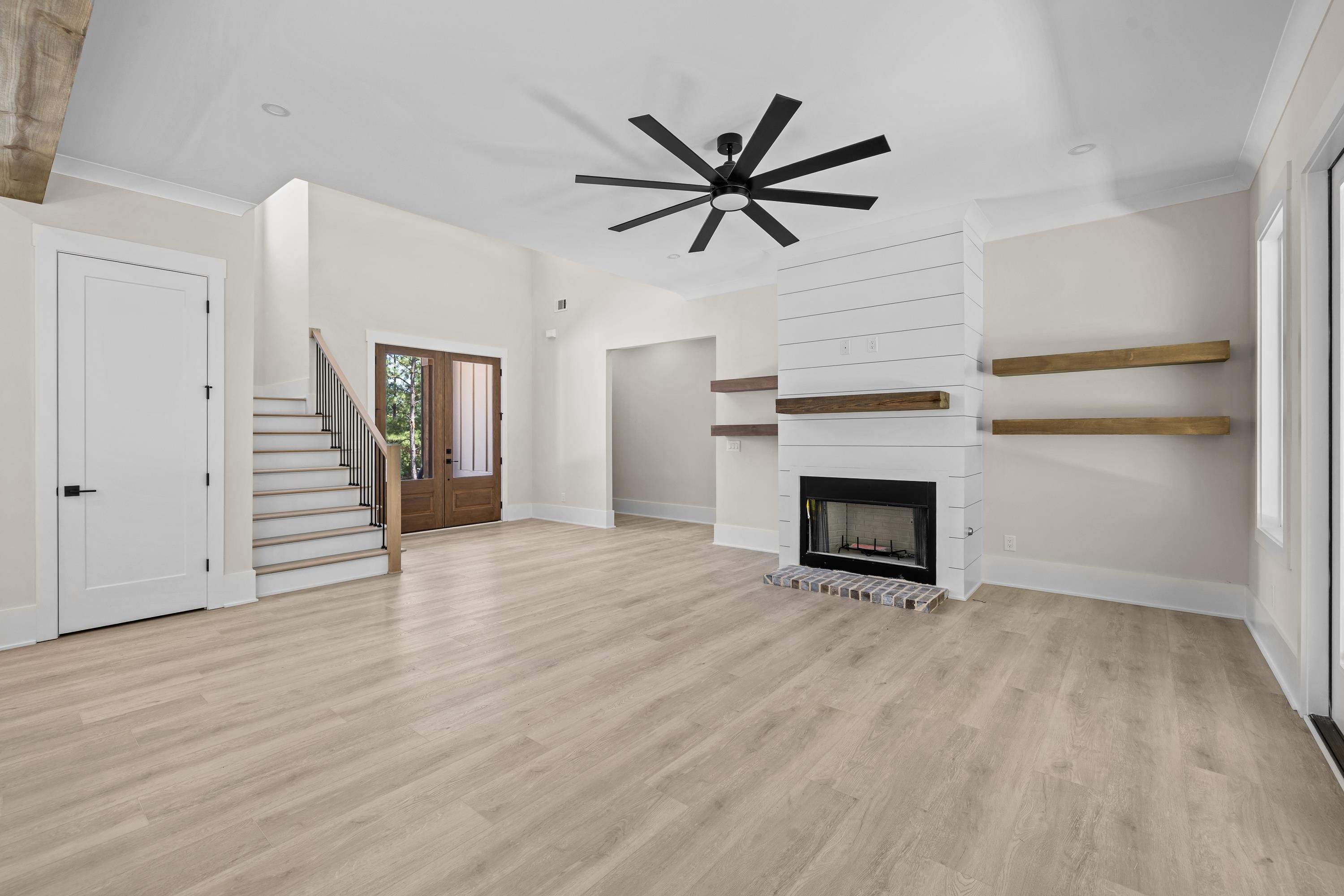 1131 GLEN EAGLE DRIVE